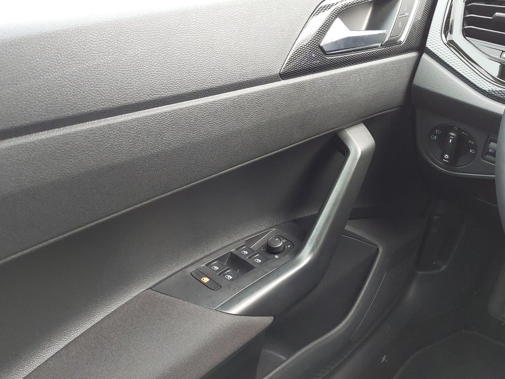 VW Polo Life (2025) - Photo 12