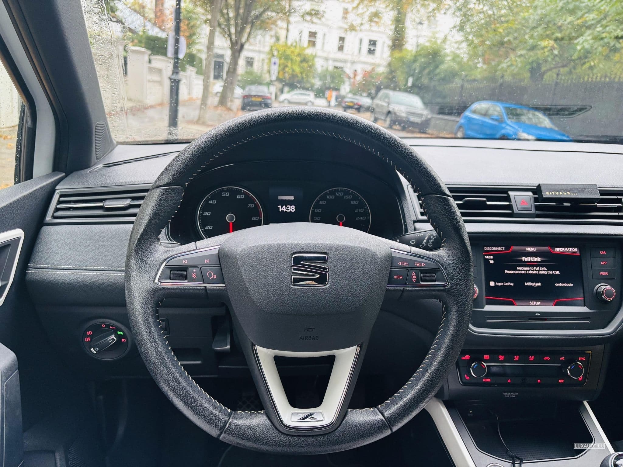 Seat Arona Xcellence (2020) - Photo 4