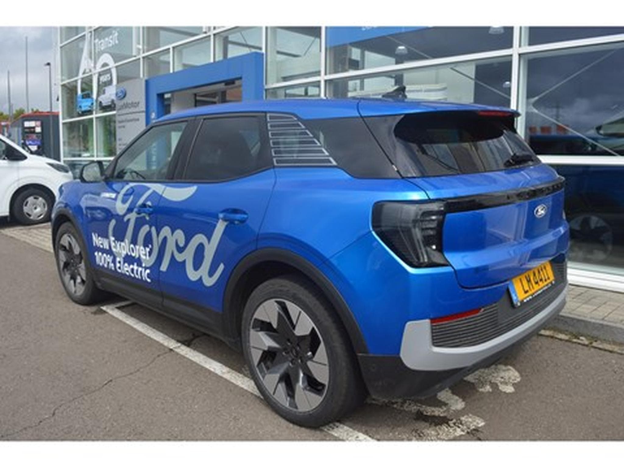 Ford Explorer Explorer Premium 79kWh Extended Range AWD 340ch/250kW - A1 (2024) - Photo 5