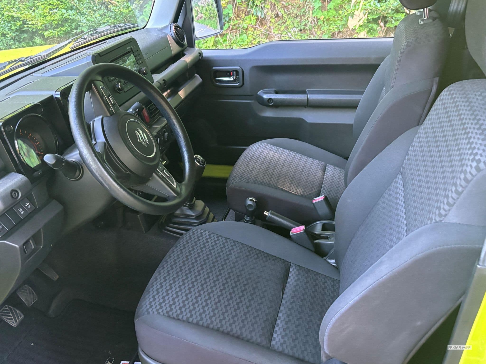 Suzuki Jimny (2021) - Photo 8