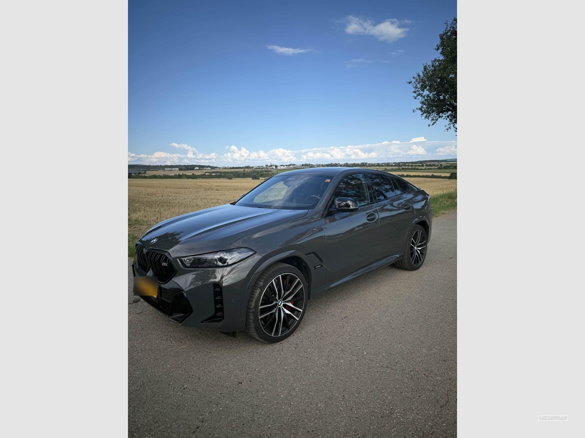 BMW X6M 60i (2023) - Photo 3