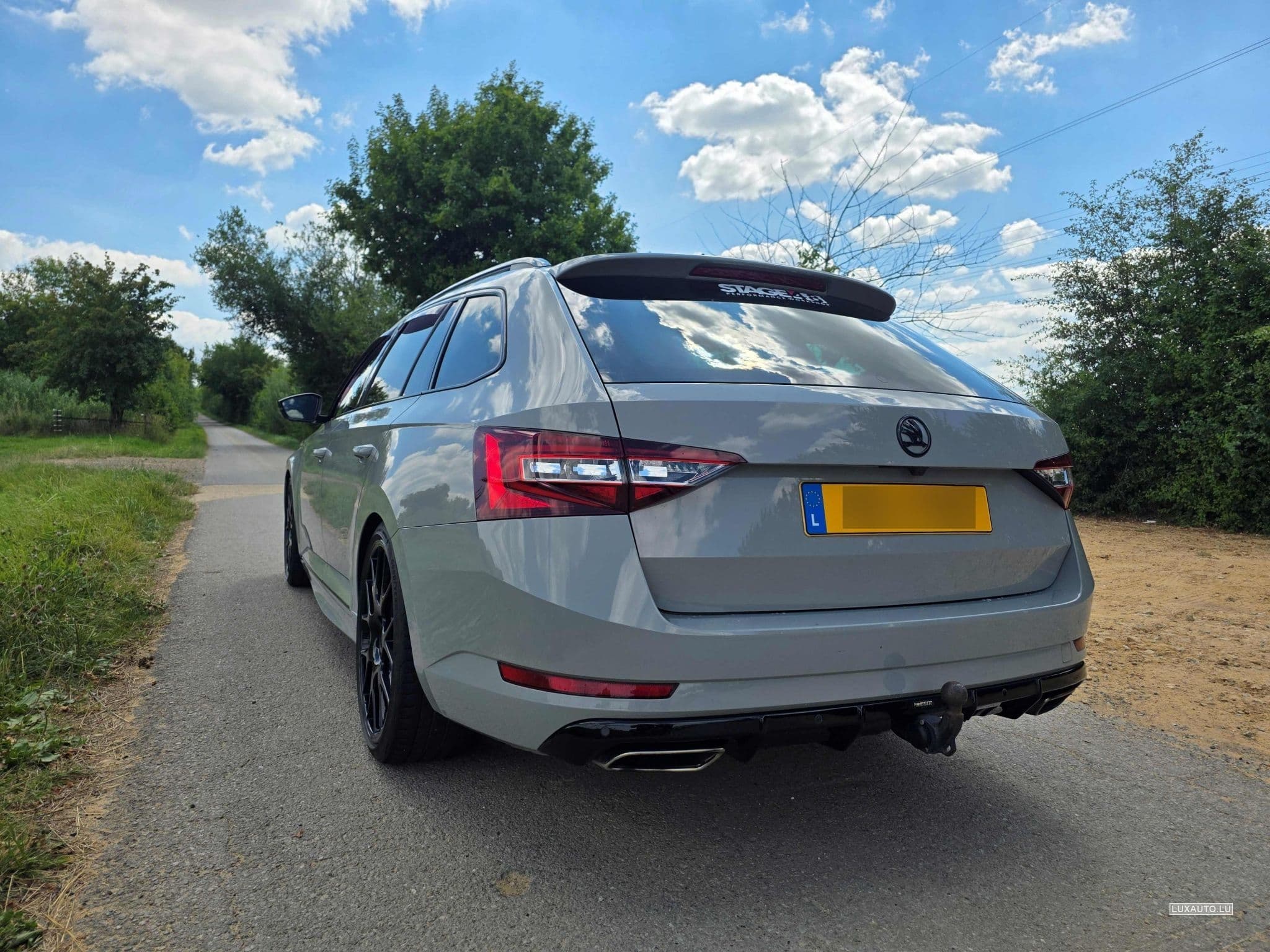 Skoda Superb Sportline (2018) - Photo 3