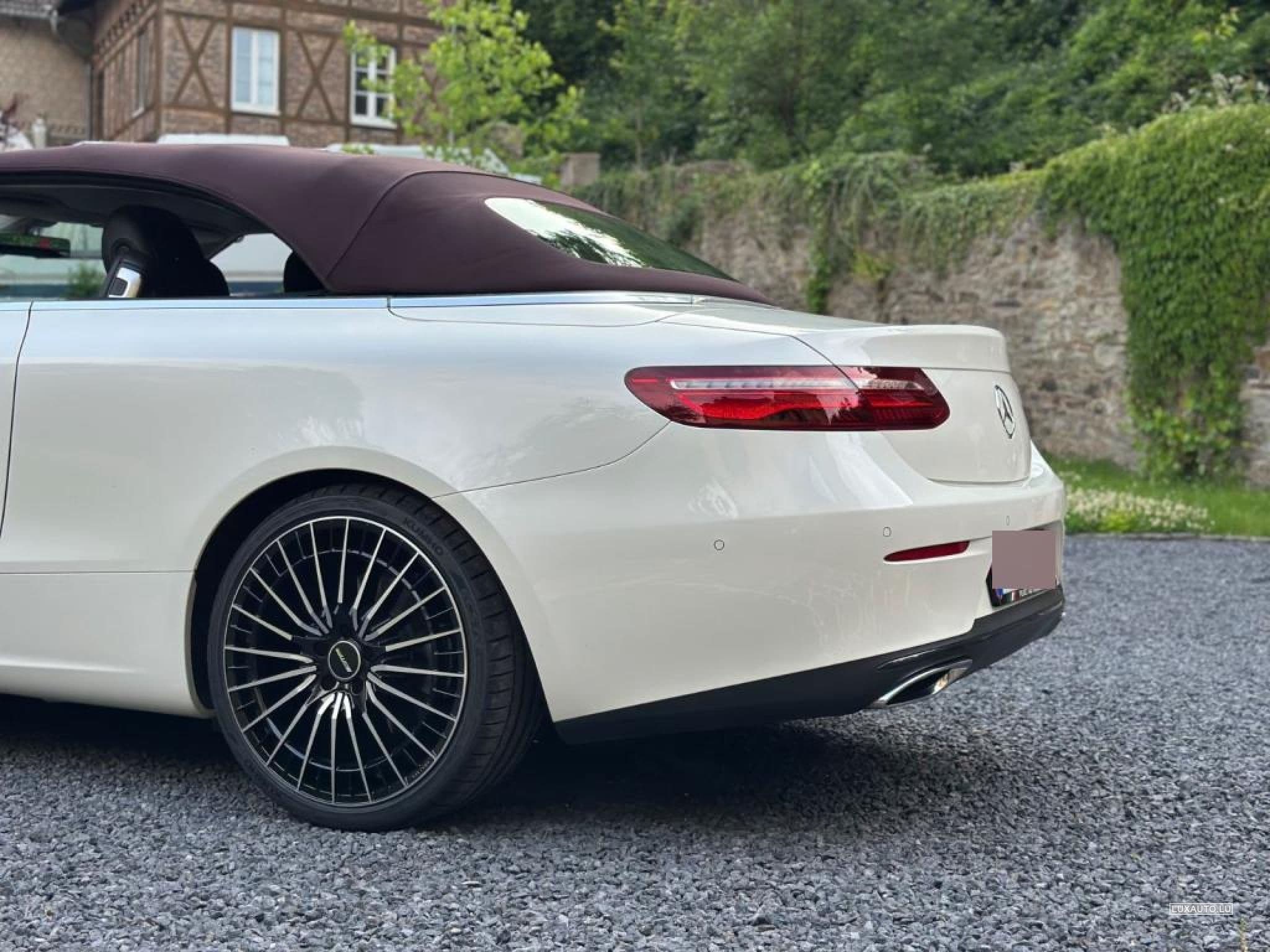 Mercedes E 350 Avantgarde LED Night Designo 20´ (2021) - Photo 1