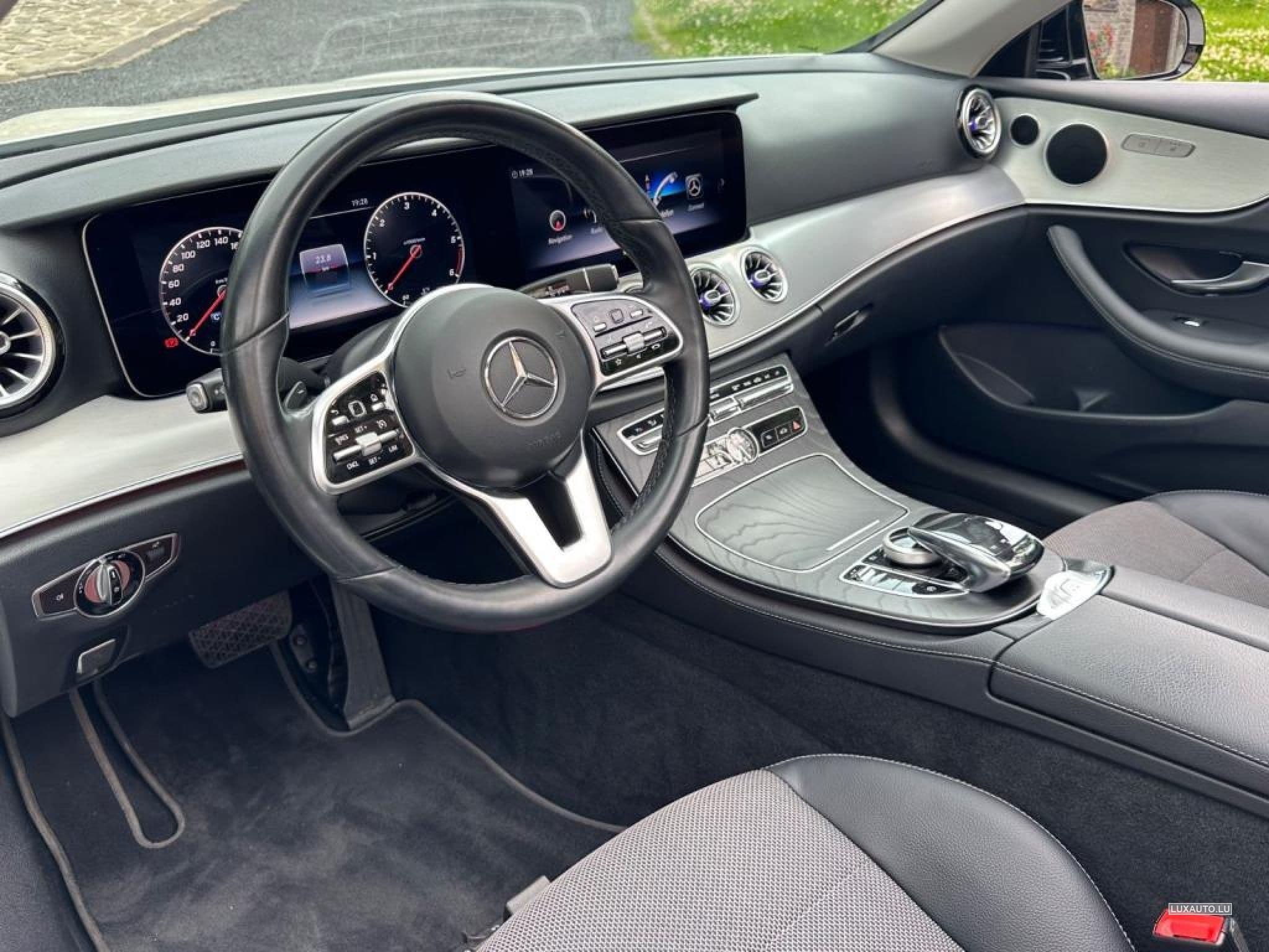 Mercedes E 350 Avantgarde LED Night Designo 20´ (2021) - Photo 10