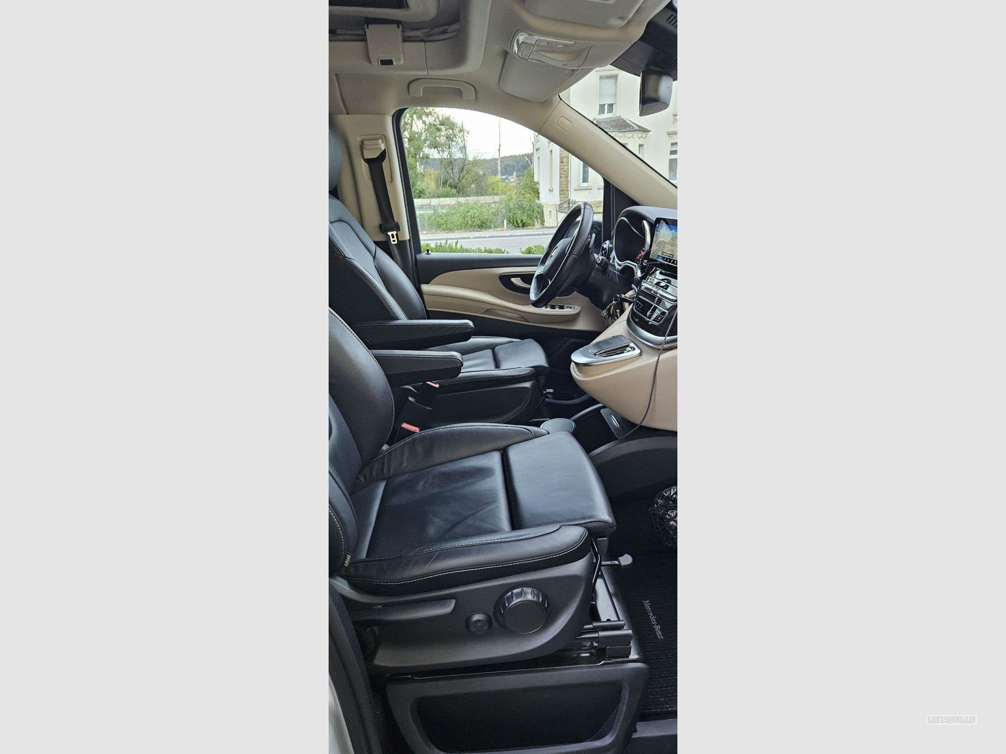 Mercedes V Marco Polo 300 D 4 matic amg line (2022) - Photo 8