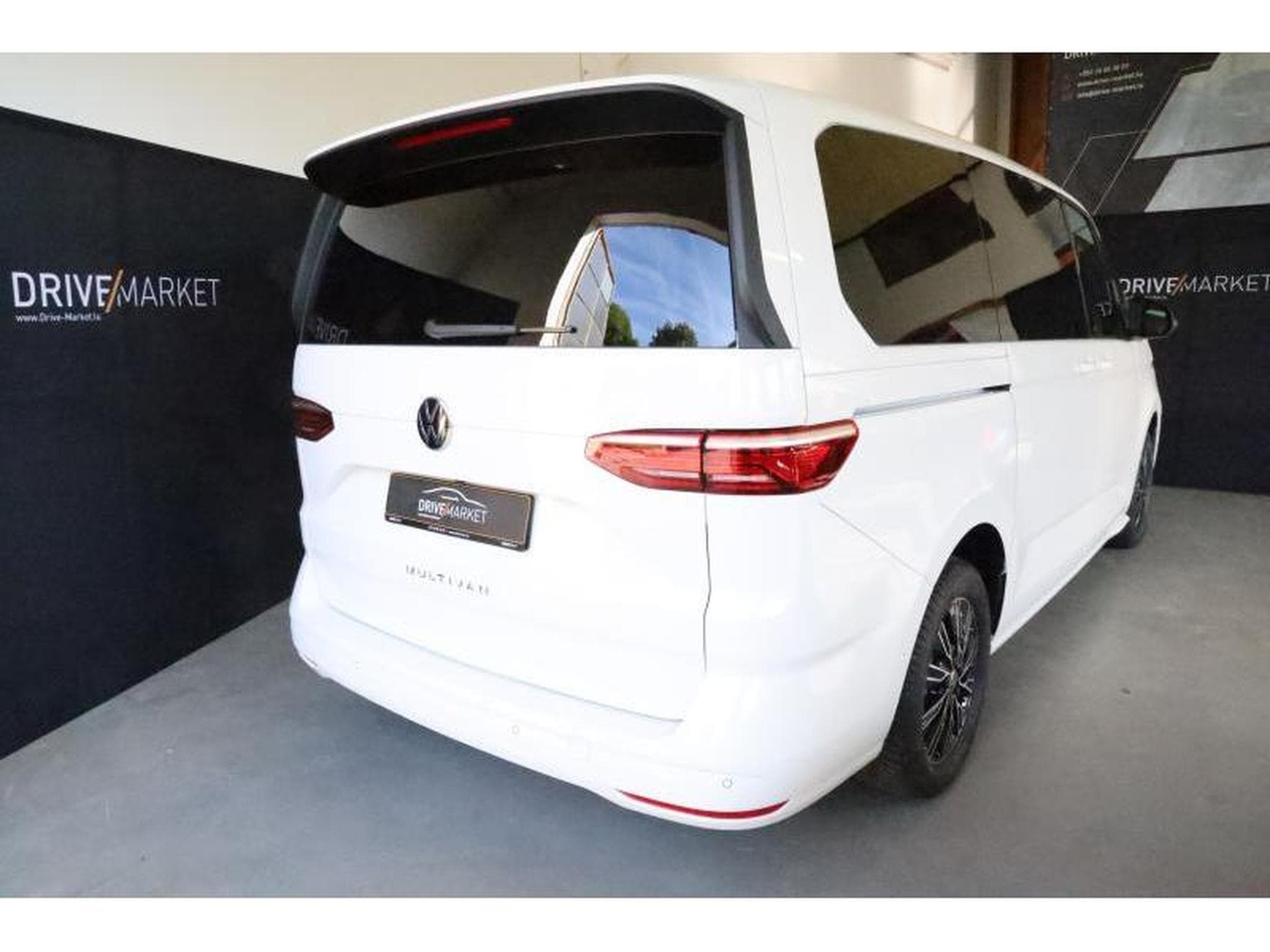 VW T7 Life LONG (2025) - Photo 3