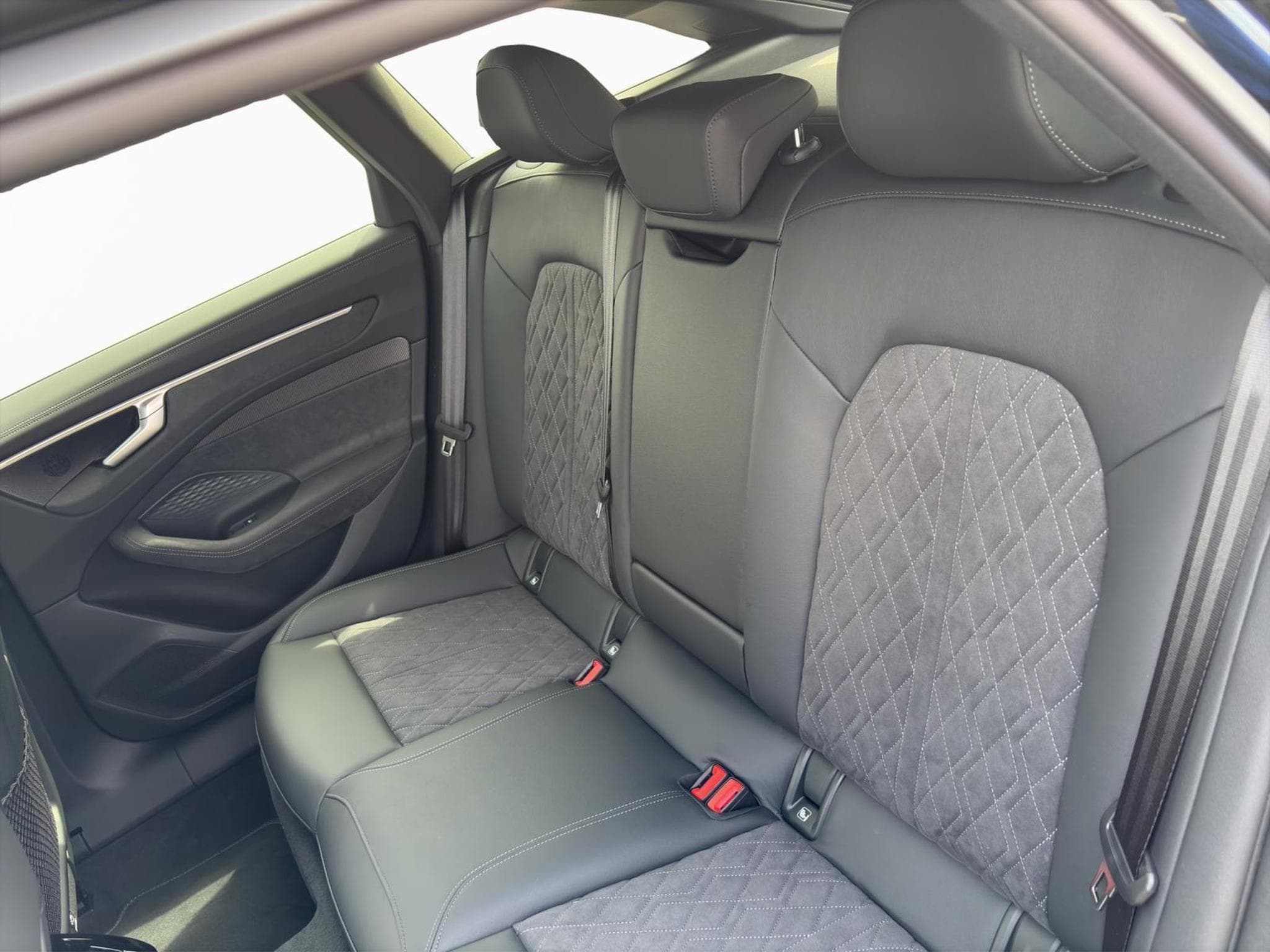 Audi A6 Avant TDI quattro S tronic (2026) - Photo 9