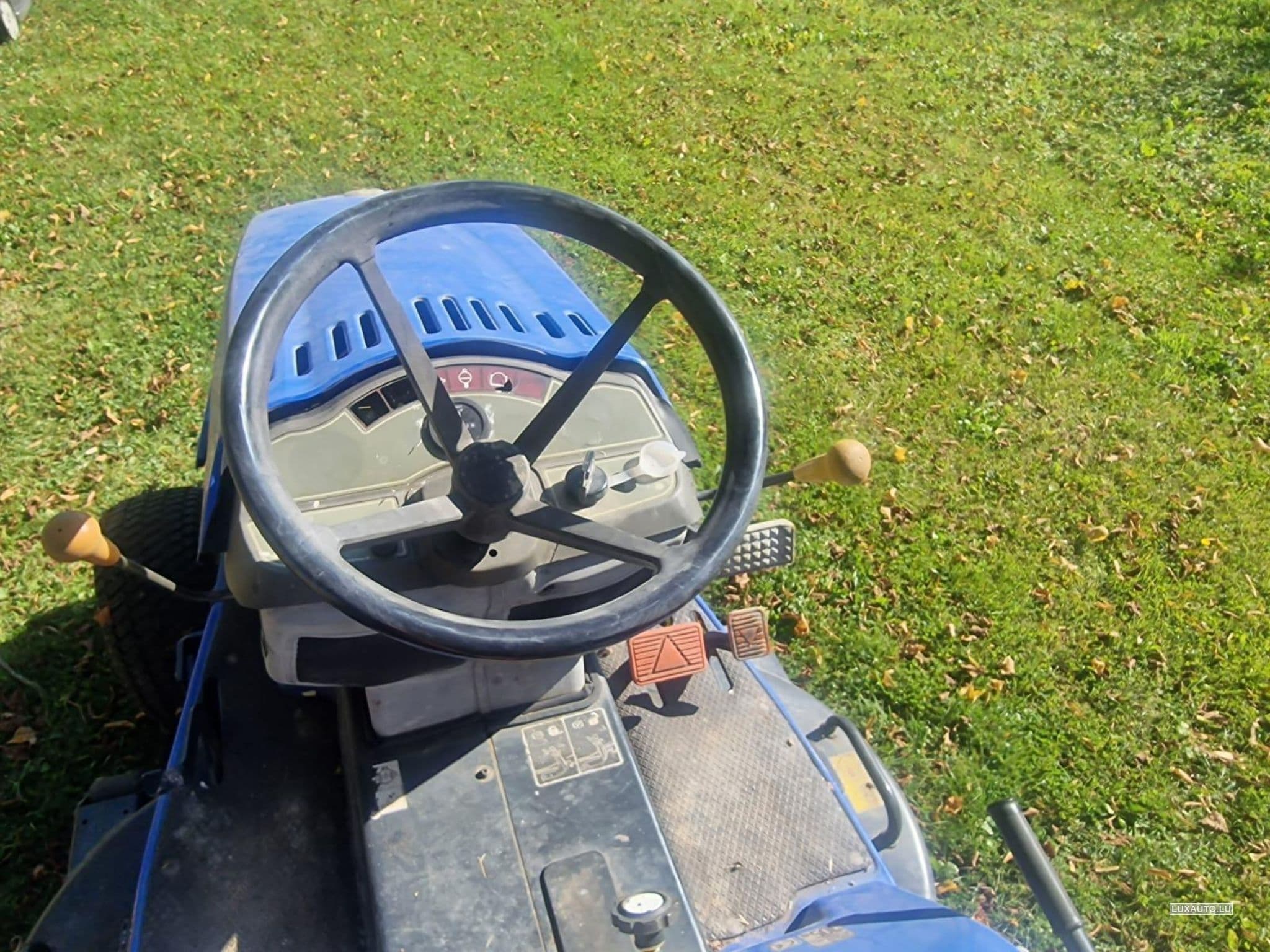 Iseki SXG22H TYPE:UE42 (2005) - Photo 9