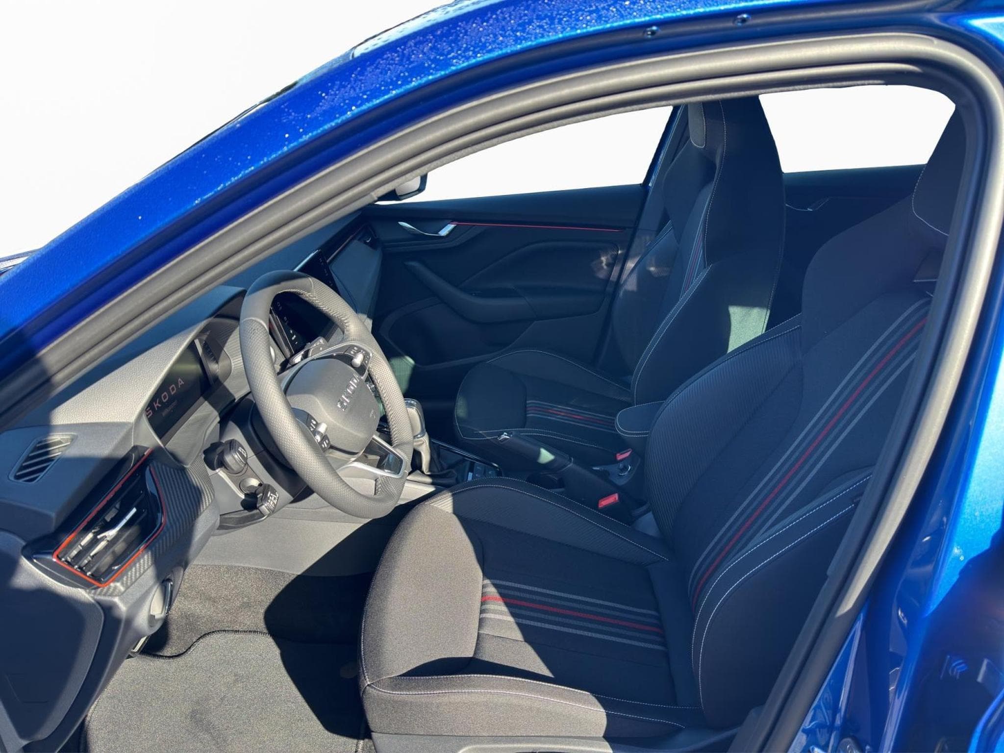 Skoda Scala Monte Carlo (2025) - Photo 8