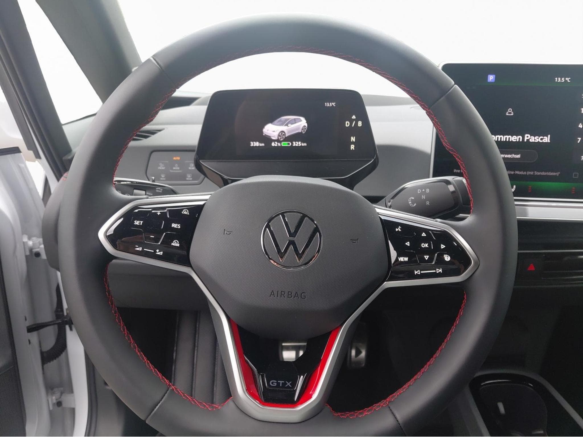 VW ID.3 GTX (2025) - Photo 12