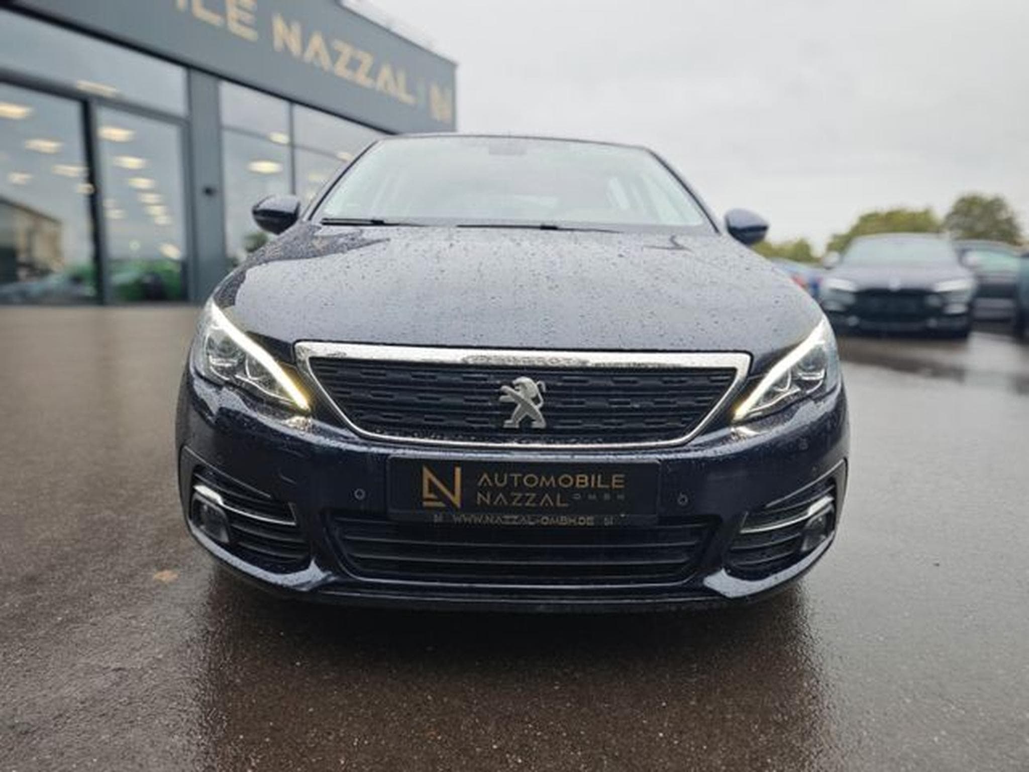 Peugeot 308 308*PANORAMA* NAVI*PDC*FACELIFT*KLIMAAUTOMATIK* (2018) - Photo 3