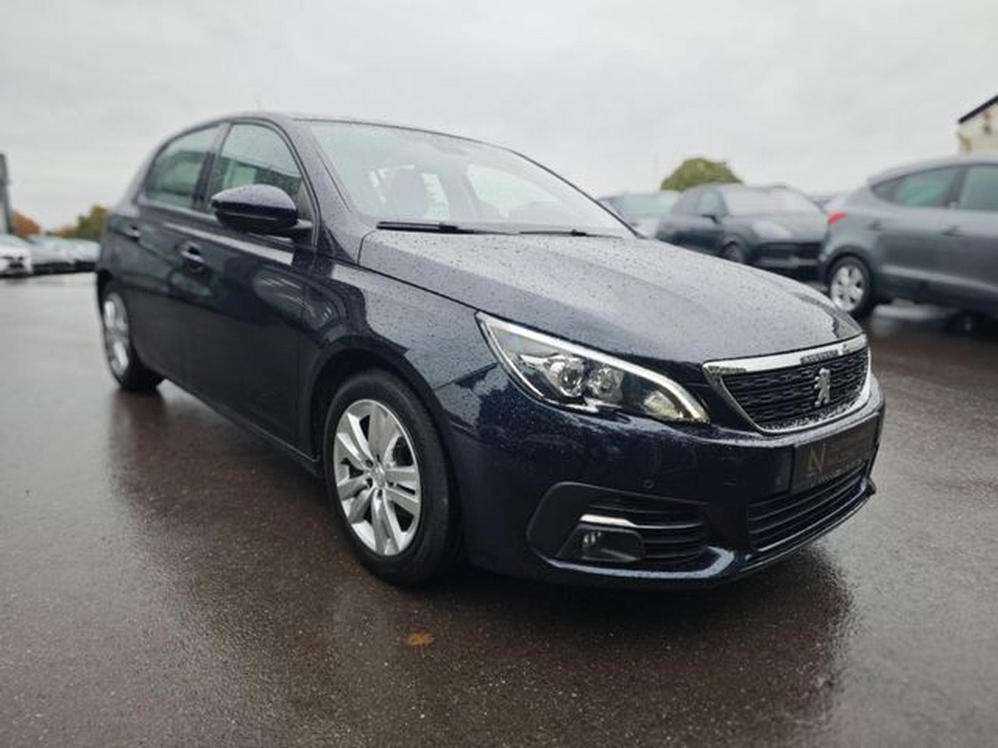 Peugeot 308 308*PANORAMA* NAVI*PDC*FACELIFT*KLIMAAUTOMATIK* (2018) - Photo 4