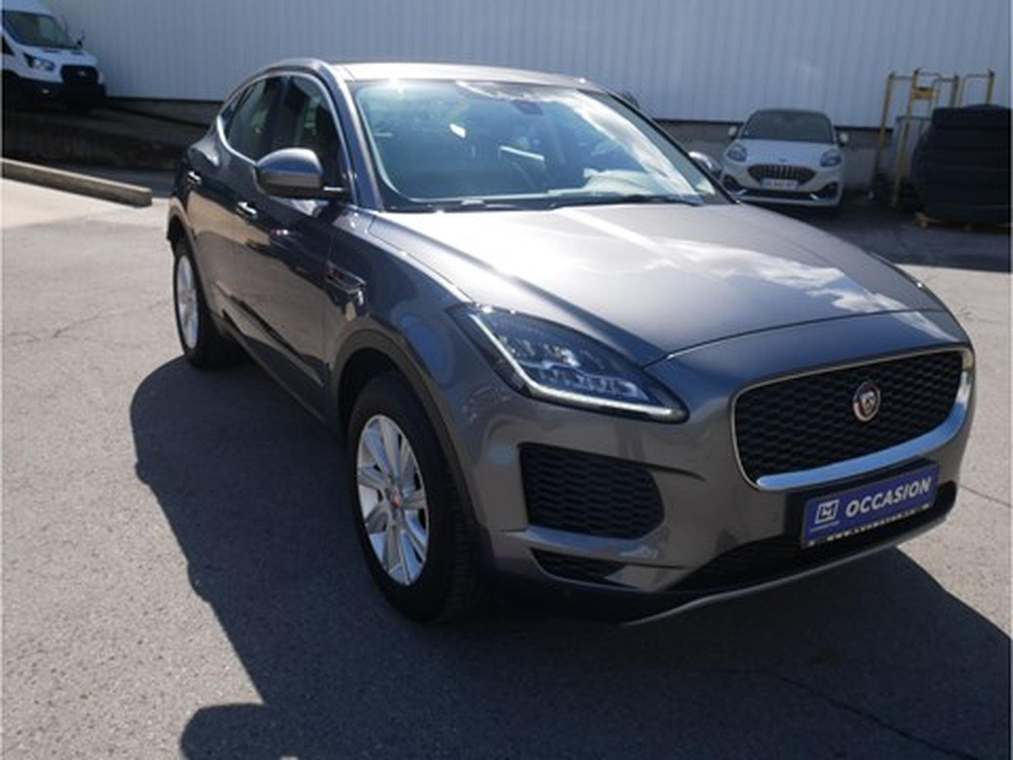 Jaguar E-Pace 2.0d 4x4 150cv/110kw automat. (2018) - Photo 2