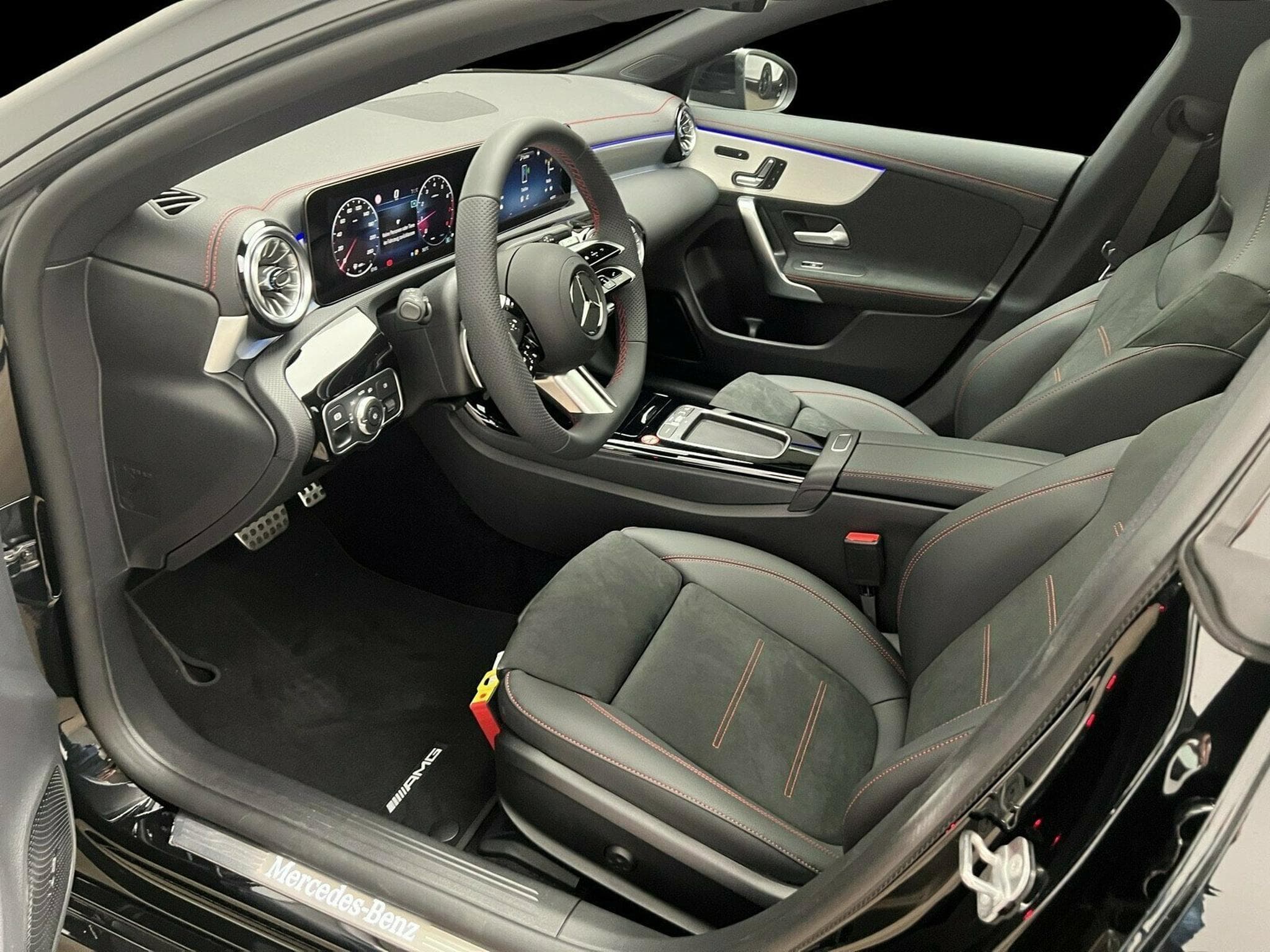 Mercedes CLA 180 CLA 180 Shooting Brake (2025) - Photo 6