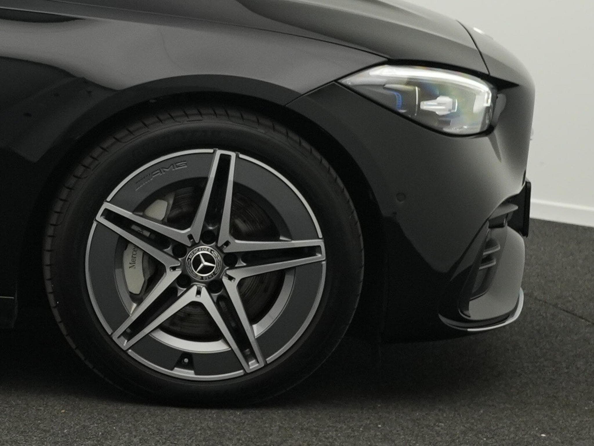 Mercedes C 220 d 4MATIC T-Modell (2025) - Photo 6