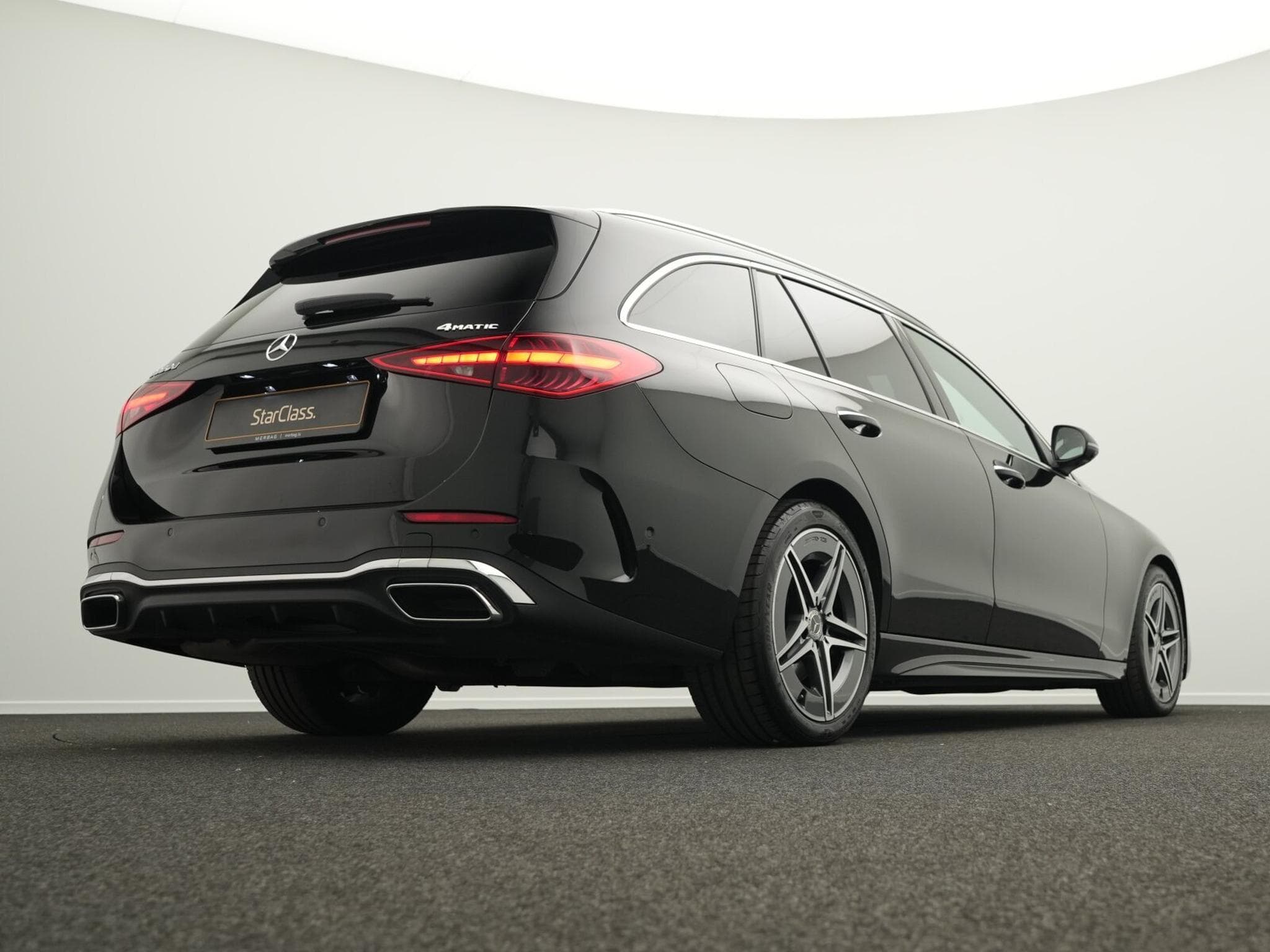 Mercedes C 220 d 4MATIC T-Modell (2025) - Photo 9