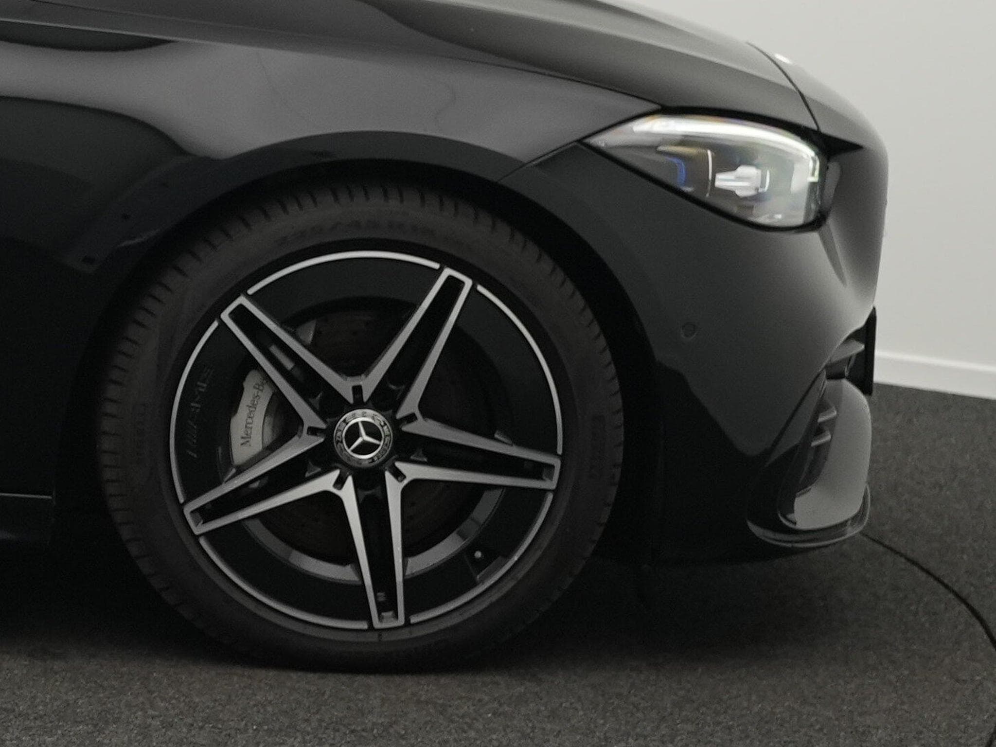 Mercedes C 220 d 4MATIC T-Modell (2025) - Photo 6