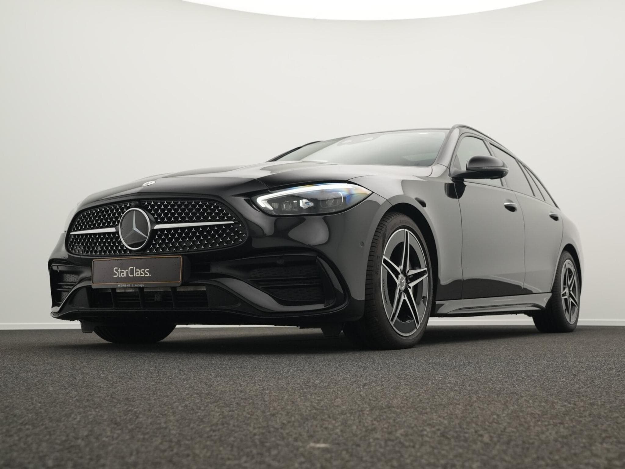 Mercedes C 220 d 4MATIC T-Modell (2025) - Photo 8