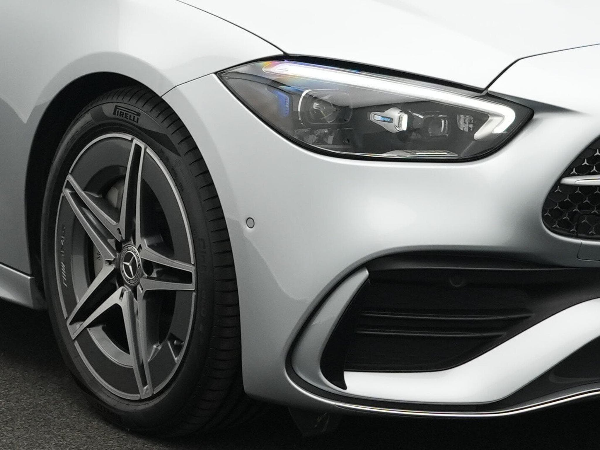 Mercedes C 220 d 4MATIC T-Modell (2025) - Photo 7