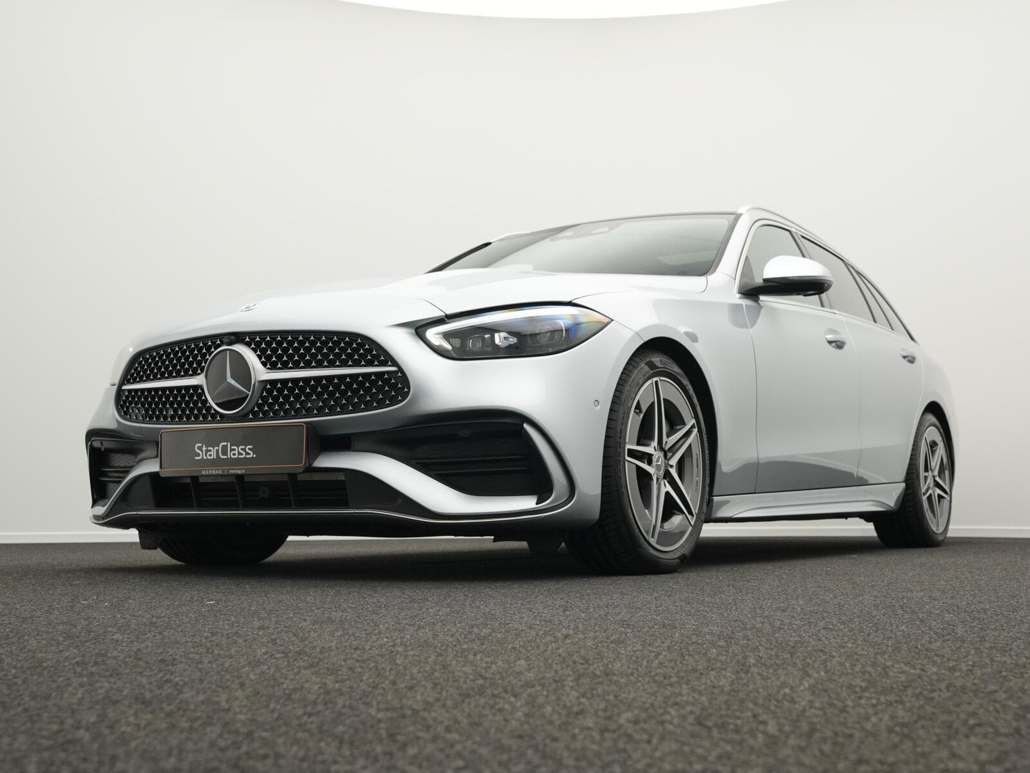 Mercedes C 220 d 4MATIC T-Modell (2025) - Photo 8