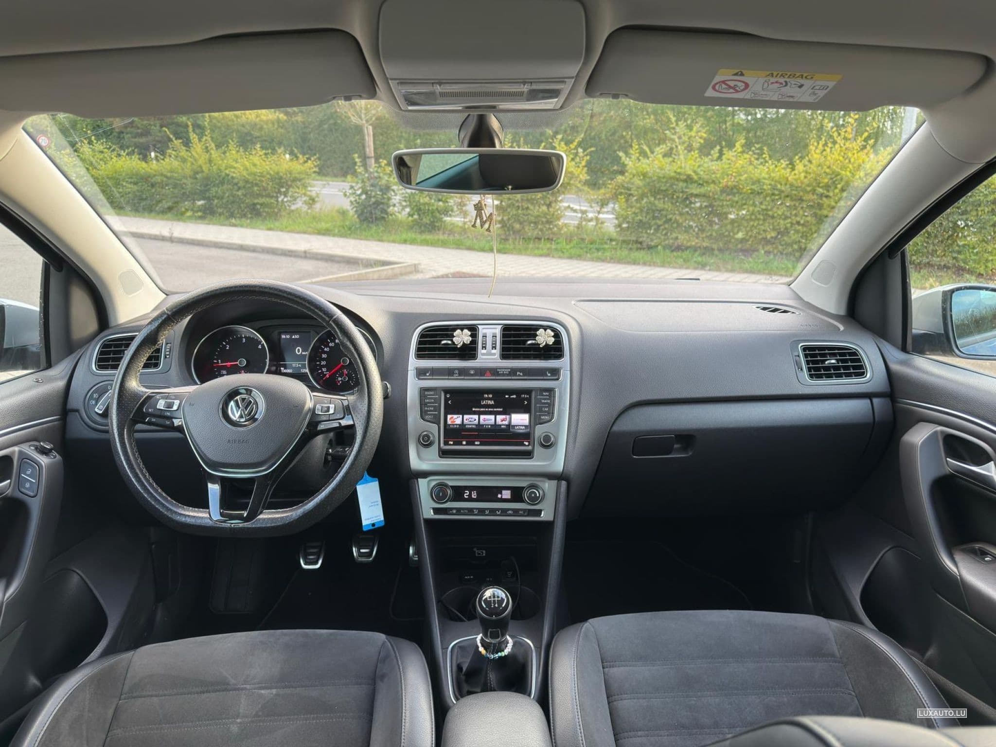 VW Polo (2015) - Photo 5