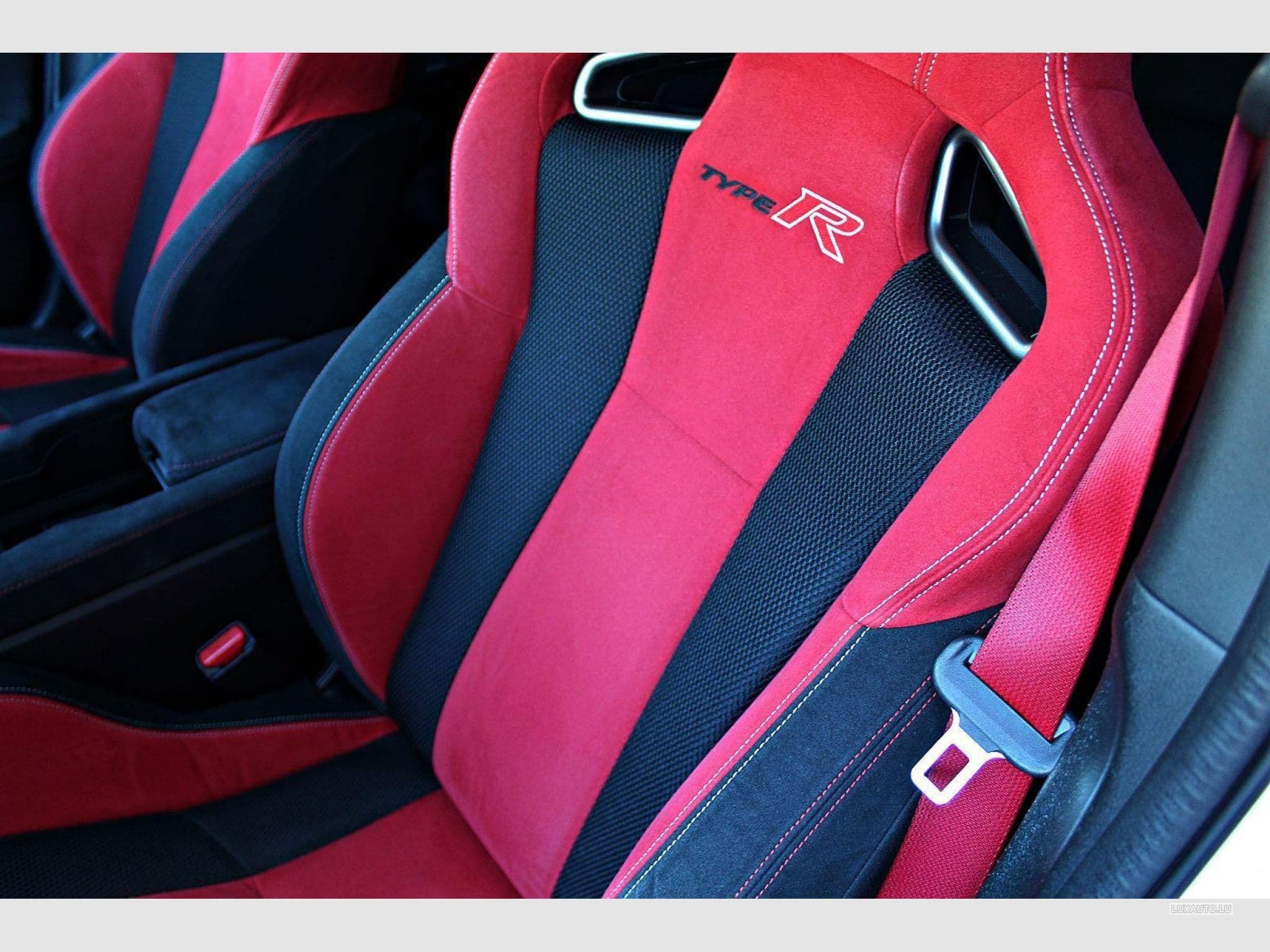 Honda Civic Type R - FK8 (2018) - Photo 8