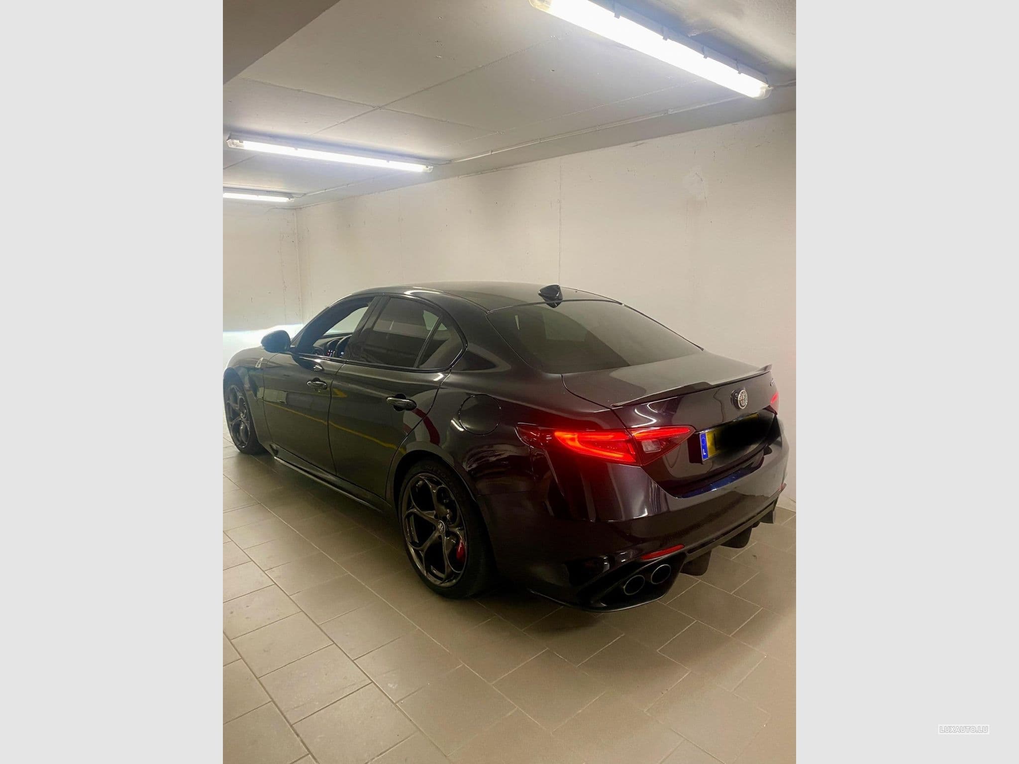 Alfa-Romeo Giulia 2.9 bi turbo 510cv Quadrifoglio (2018) - Photo 1