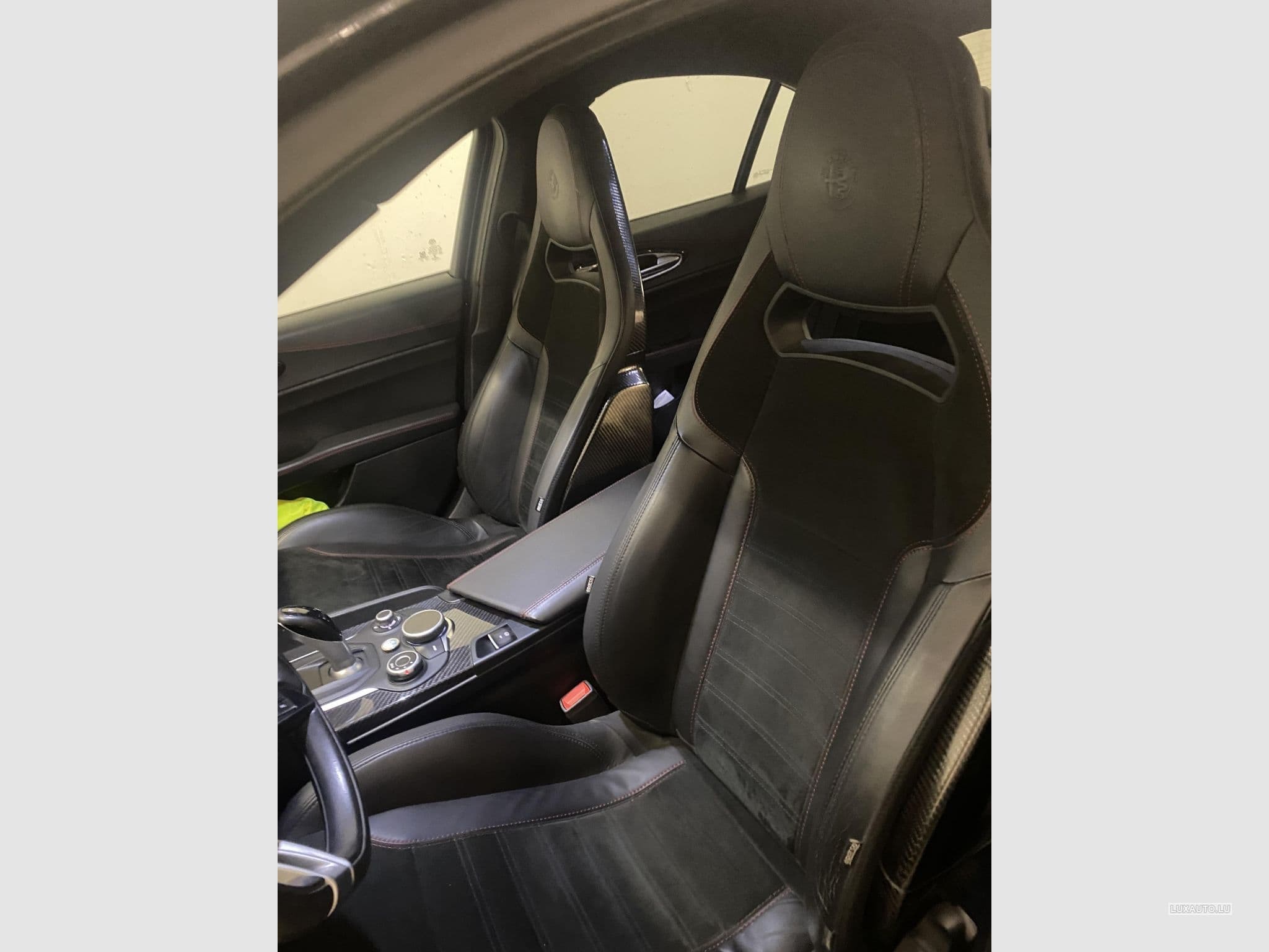 Alfa-Romeo Giulia 2.9 bi turbo 510cv Quadrifoglio (2018) - Photo 5