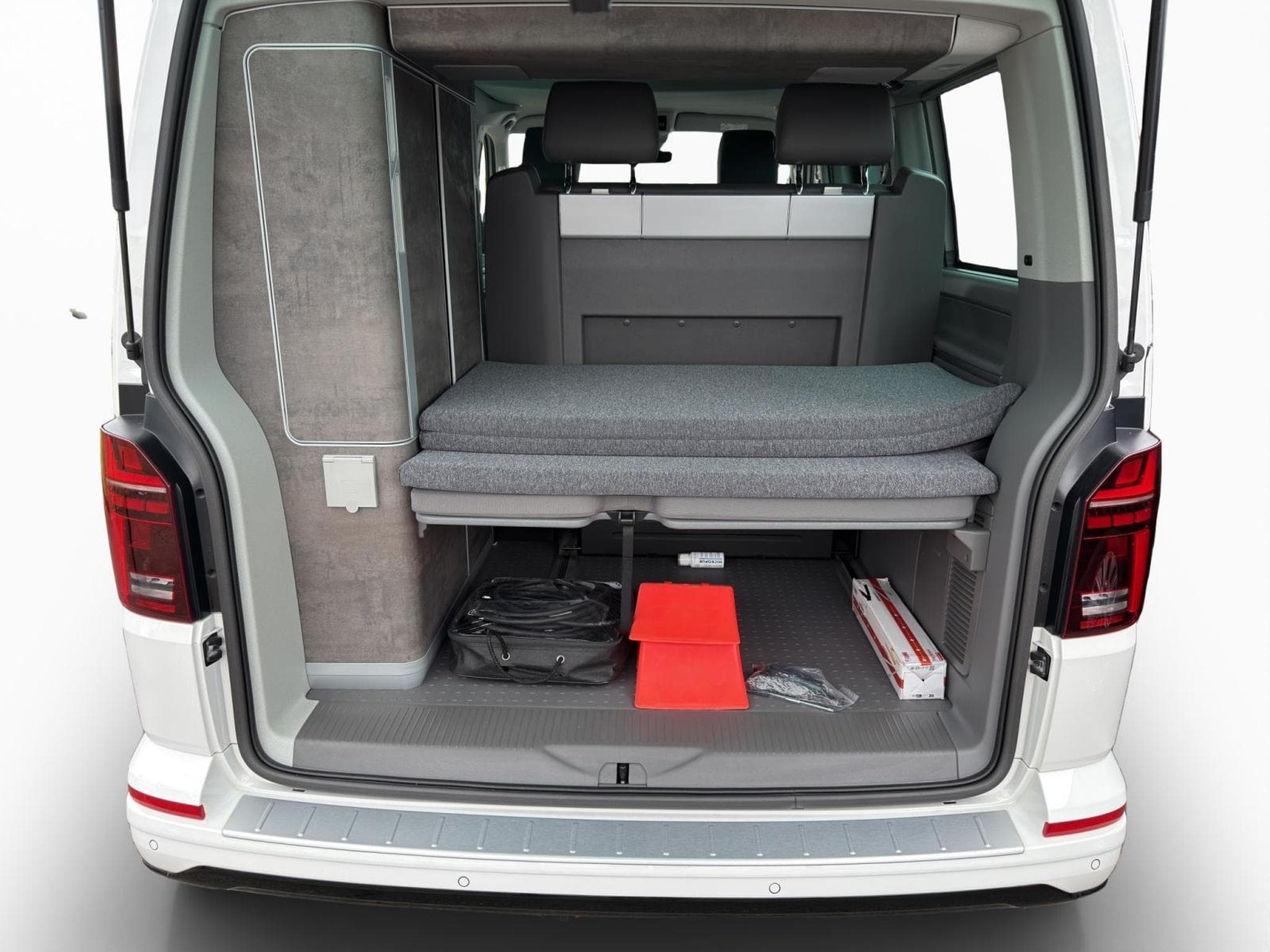VW T6.1 Ocean Edition (2023) - Photo 13