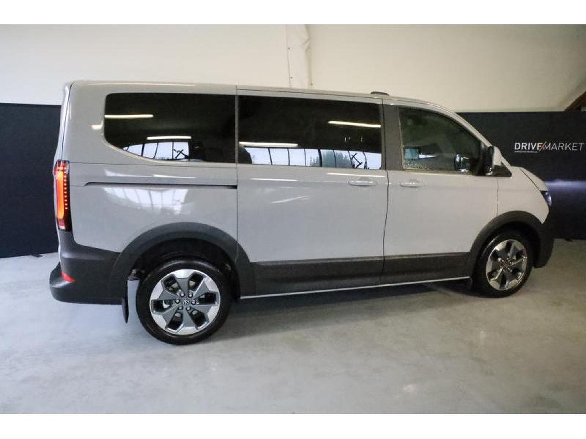 VW T7 Life AHK PanAmerica (2025) - Photo 20