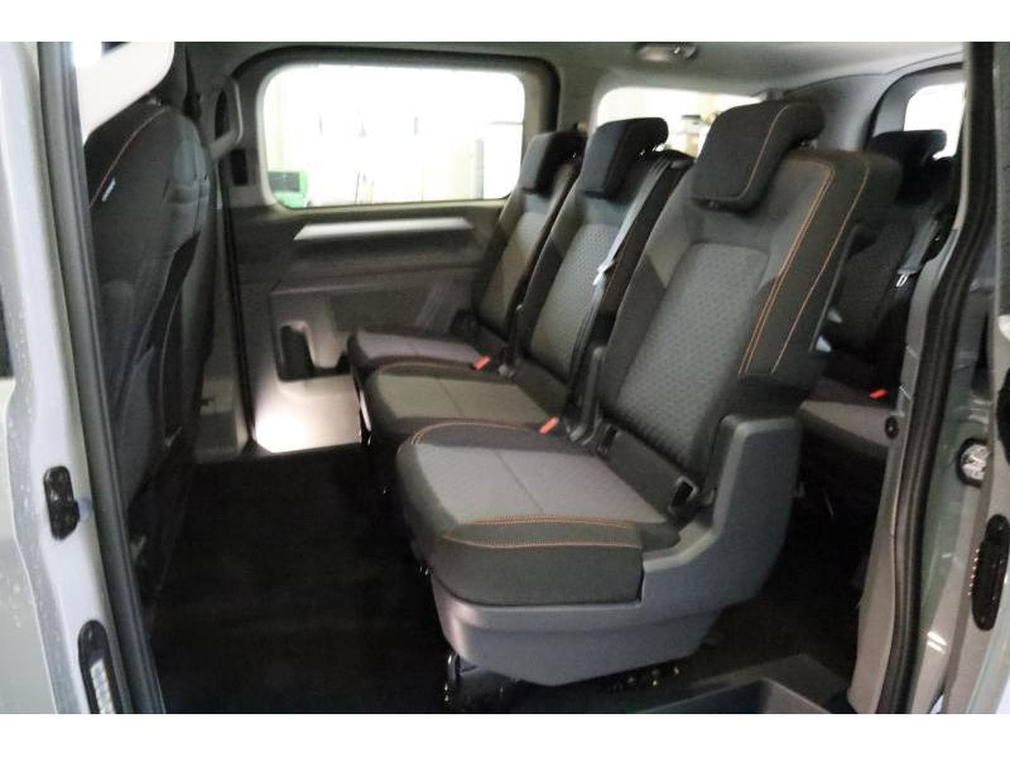 VW T7 Life AHK PanAmerica (2025) - Photo 9