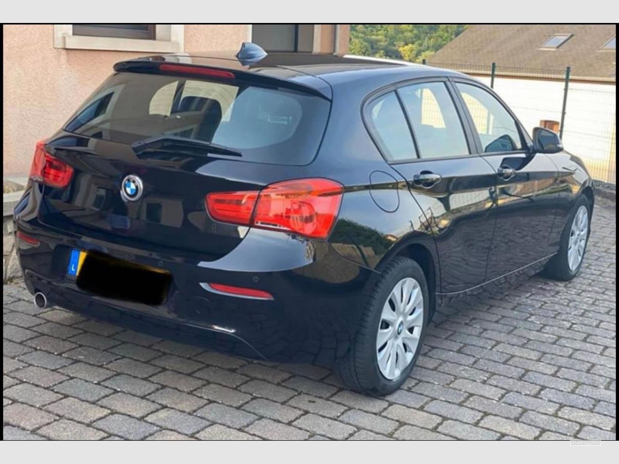 BMW 118 (2016) - Photo 1