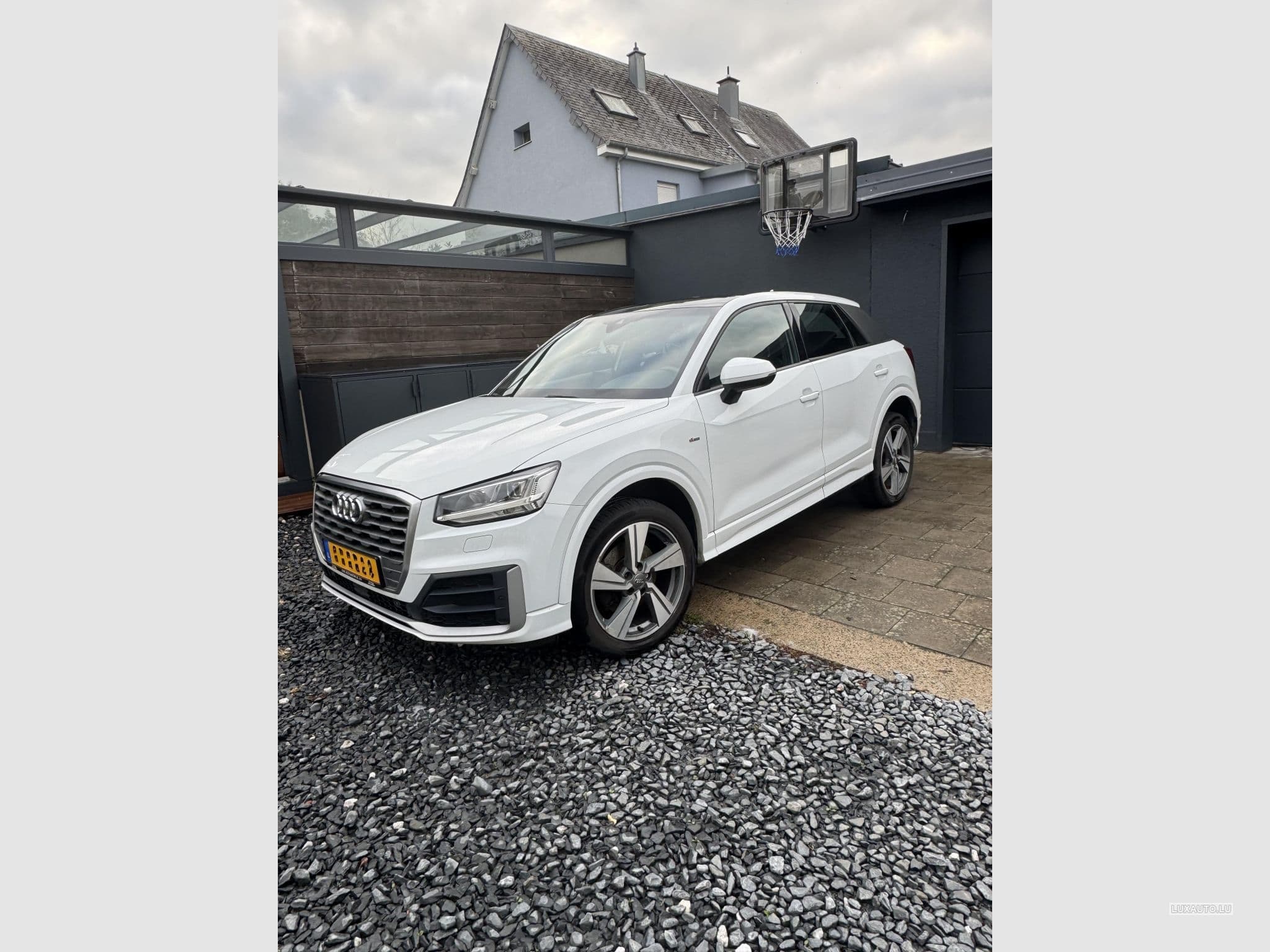 Audi Q2 S-LINE (2016) - Photo 1
