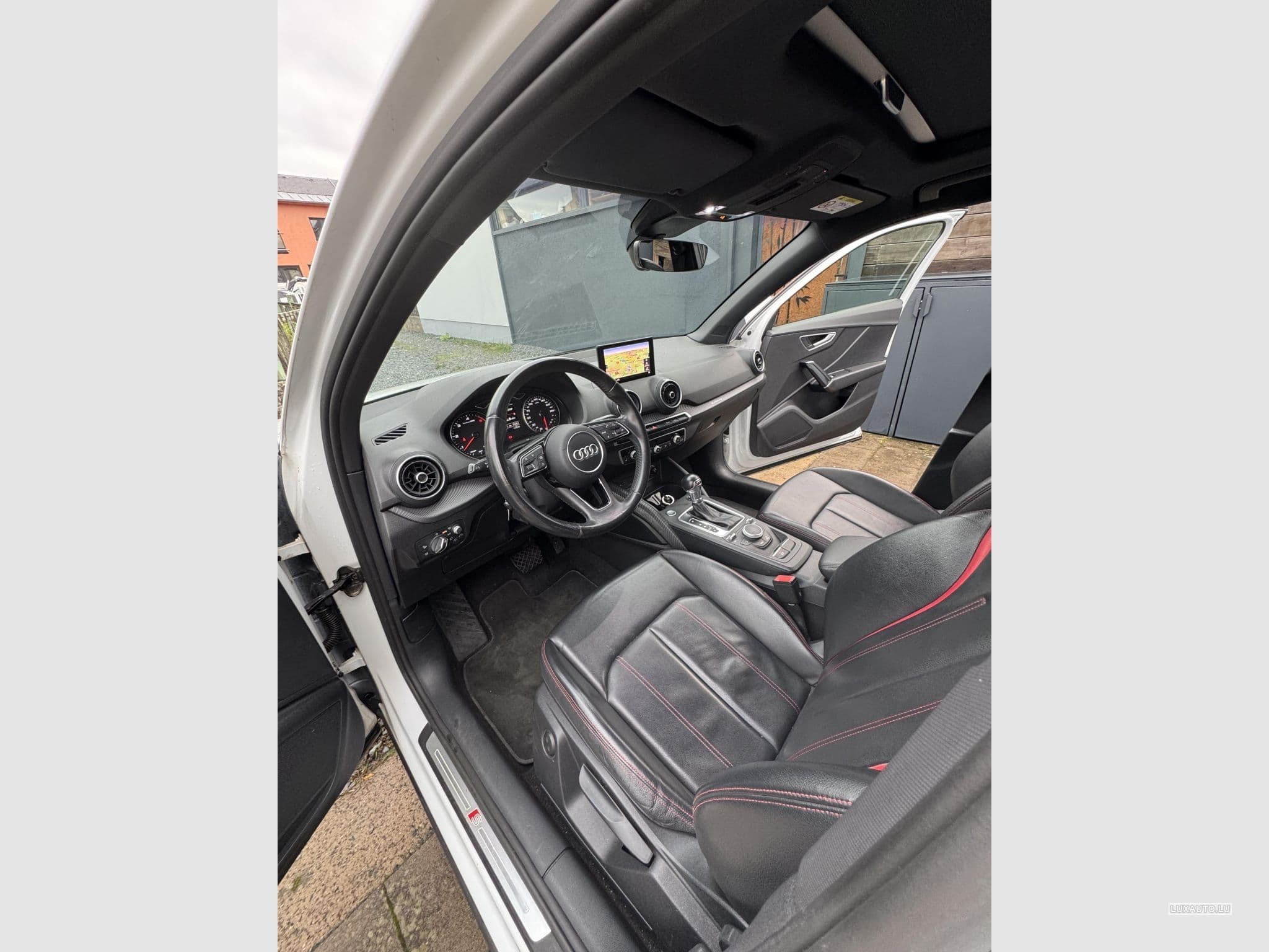 Audi Q2 S-LINE (2016) - Photo 6