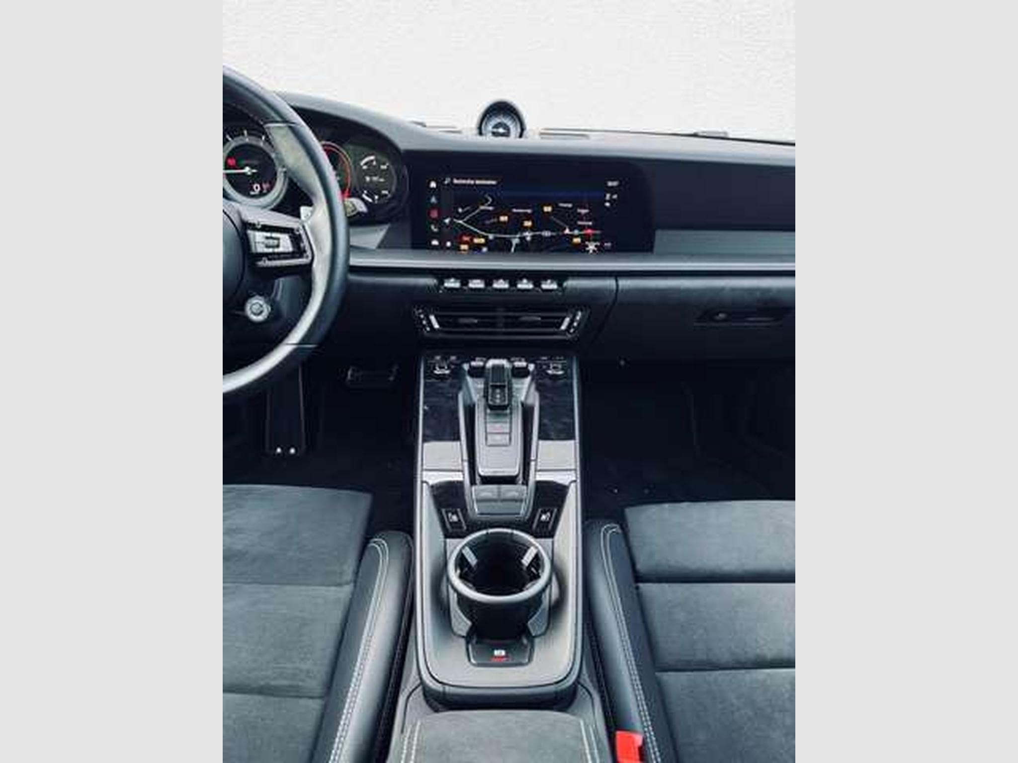 Porsche 911 992.1 Targa 4 GTS 3.0 Bi-Turbo PDK (2024) - Photo 17