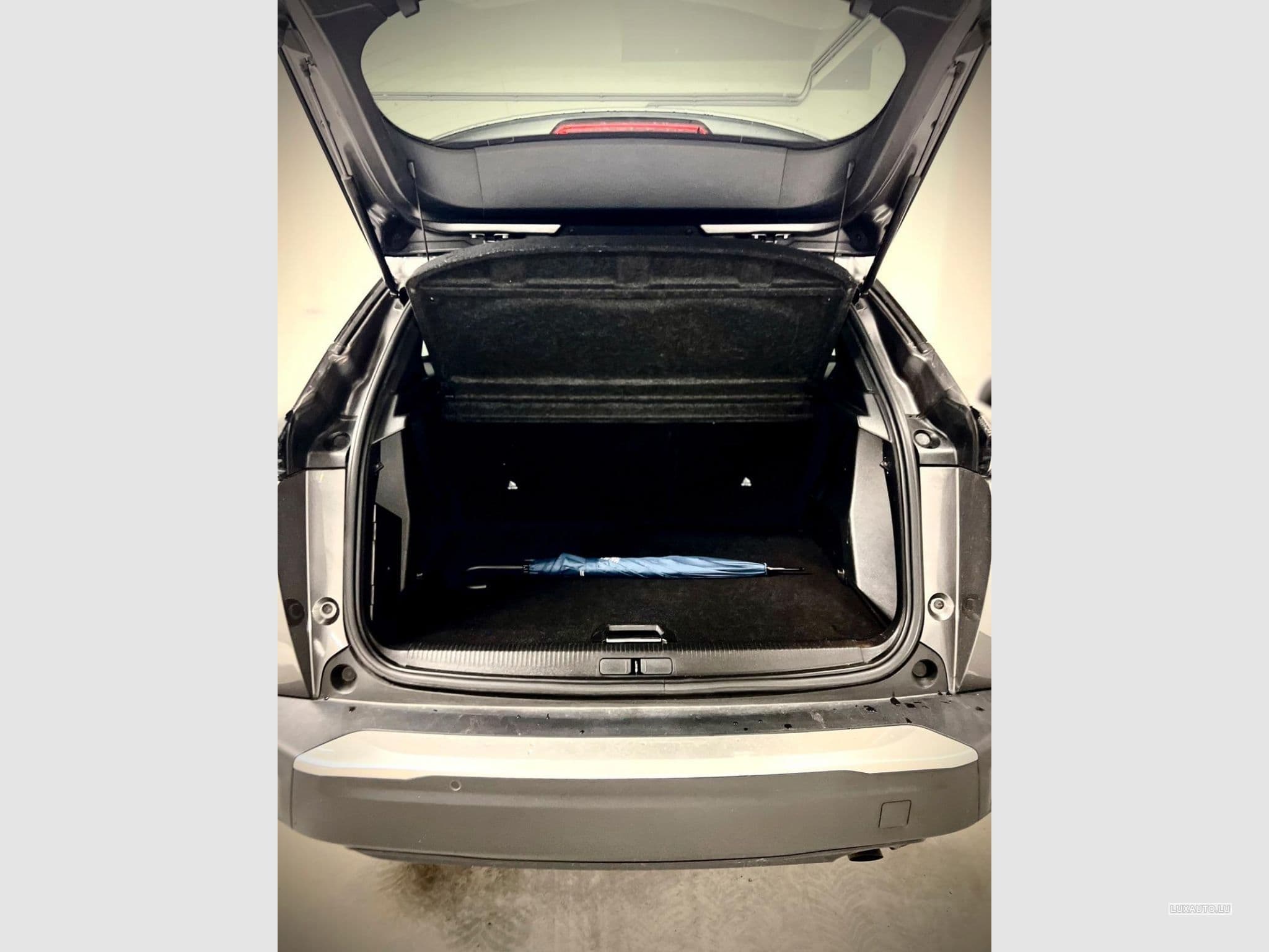 Peugeot 2008 Allure (2023) - Photo 12