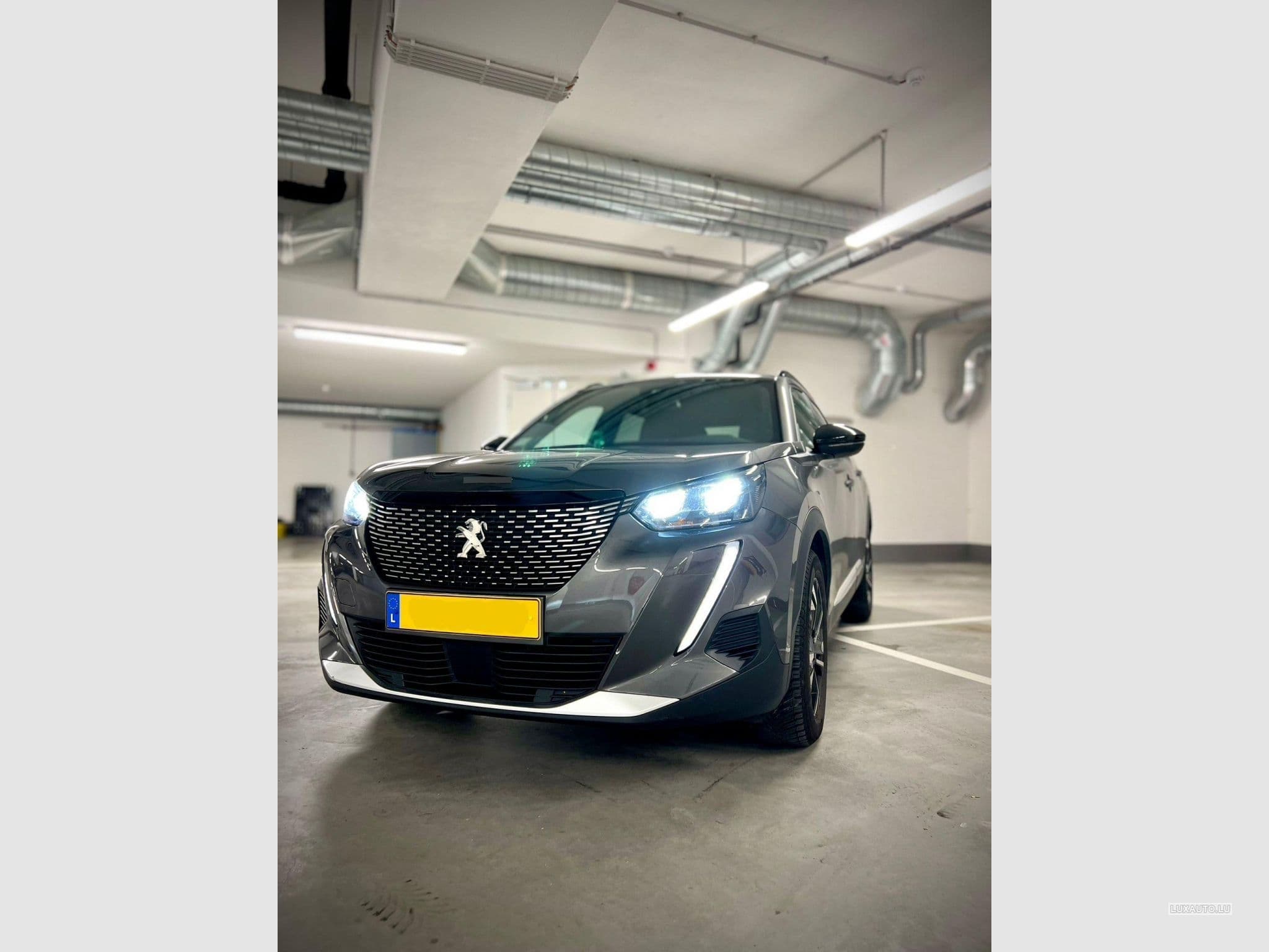 Peugeot 2008 Allure (2023) - Photo 8