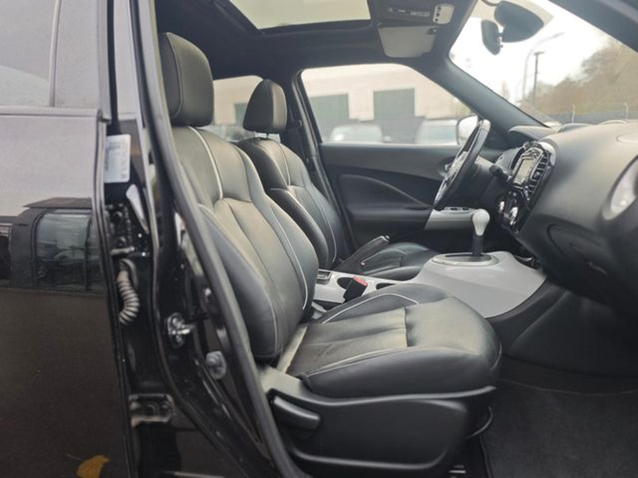 Nissan Juke JUKE SPORT DESIGN*AUT*LEDER*360 GRAD KAMERA*PANO (2015) - Photo 15