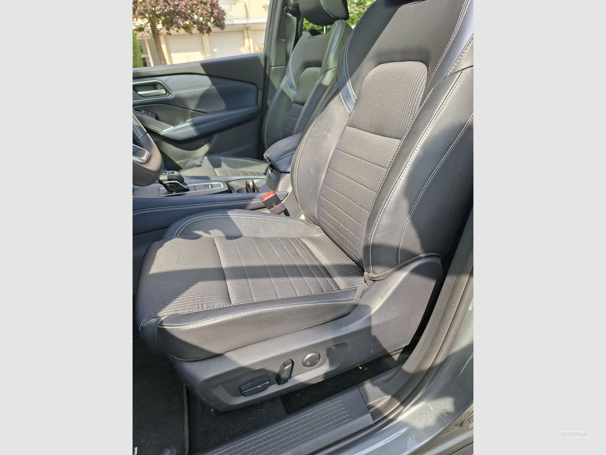 Nissan Qashqai Tekna + Design pack (2024) - Photo 4