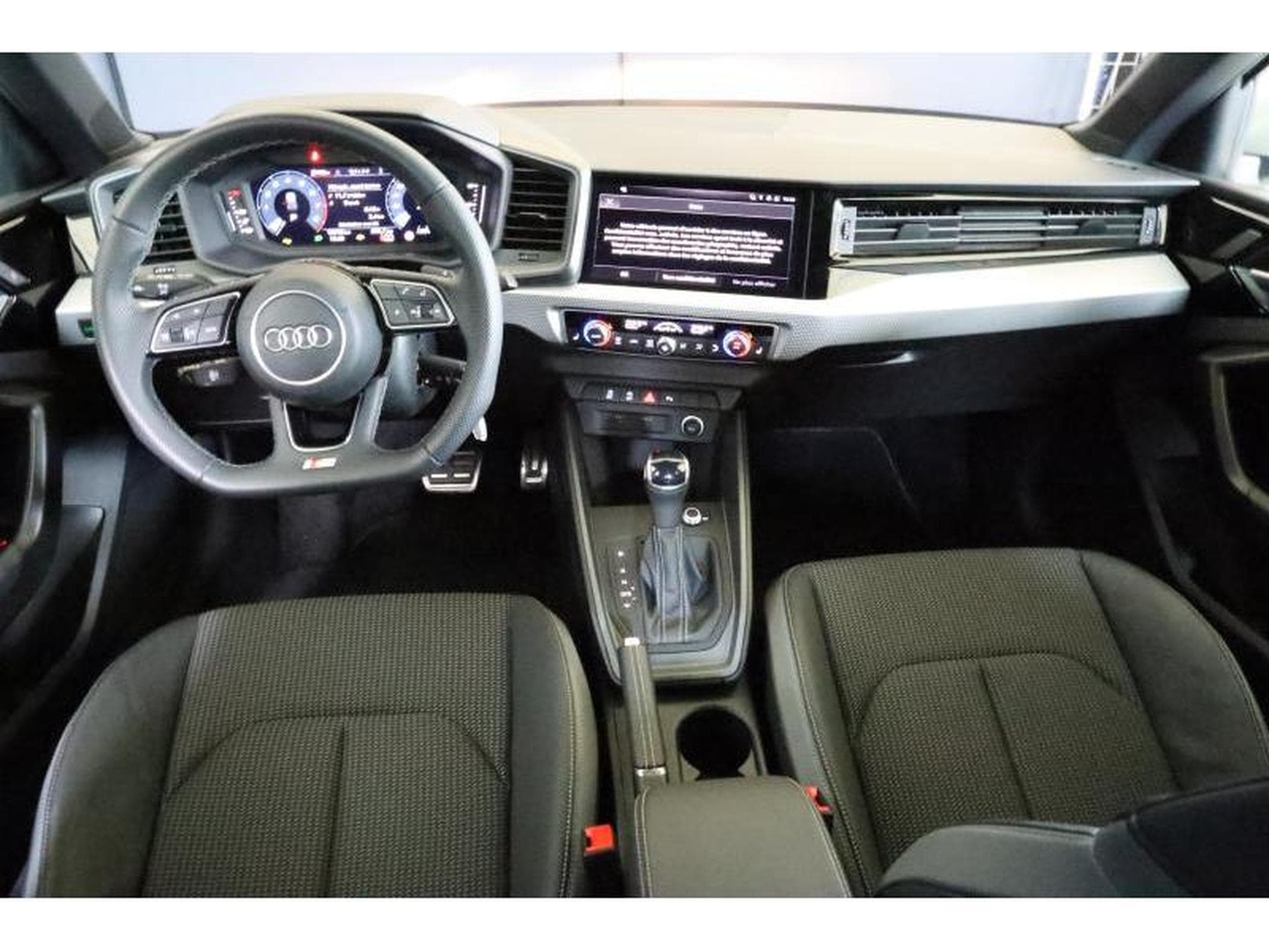 Audi A1 Sportback (2024) - Photo 2