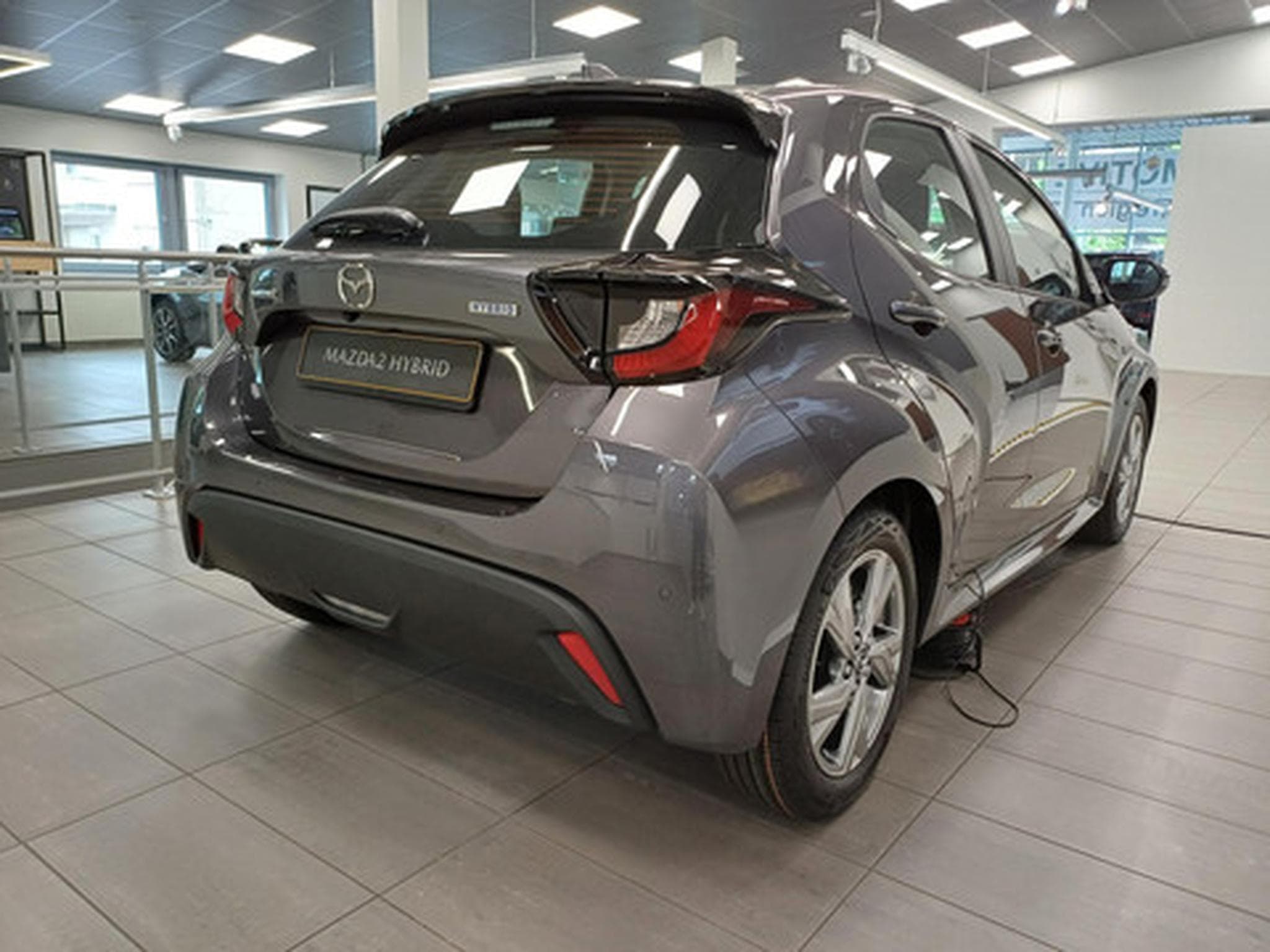Mazda 2 Hybrid 1.5 Exclusive-line (2024) - Photo 4