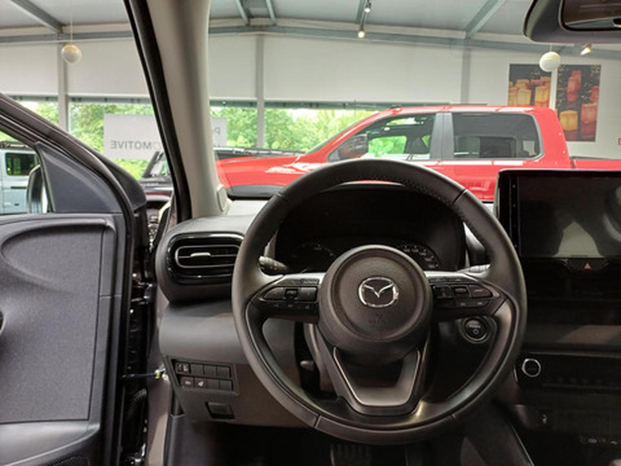 Mazda 2 Hybrid 1.5 Exclusive-line (2024) - Photo 8