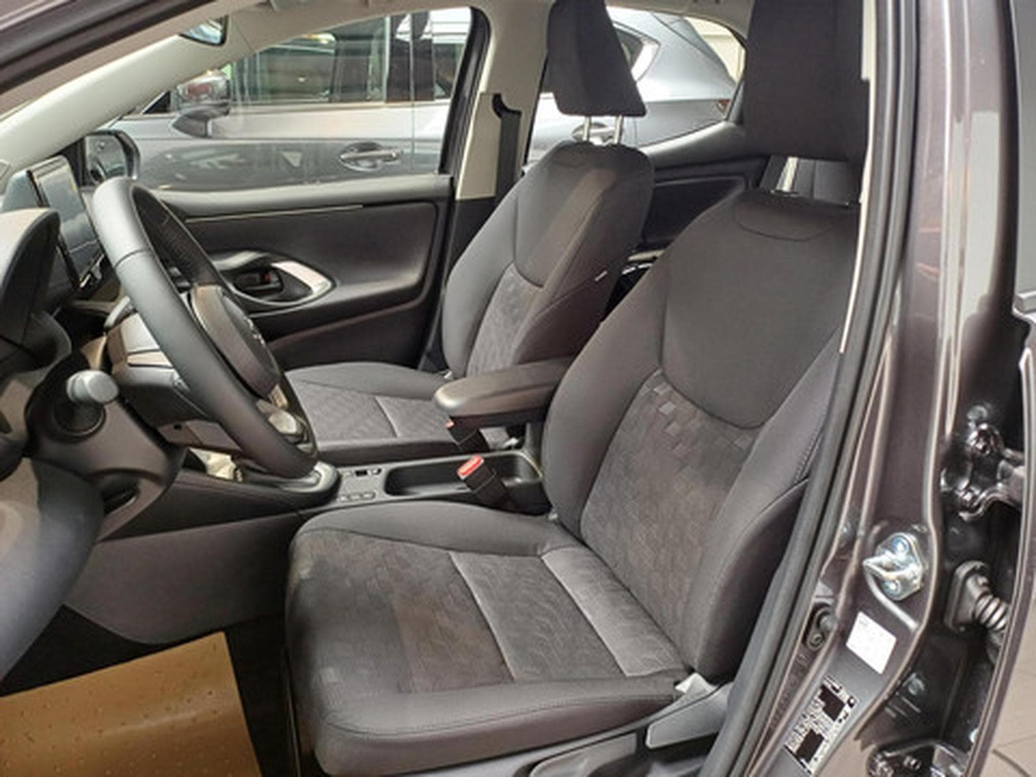 Mazda 2 Hybrid 1.5 Exclusive-line (2024) - Photo 9