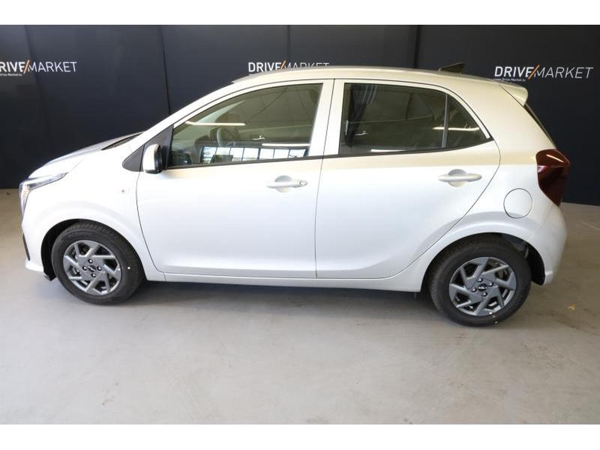 Kia Picanto Pulse (2024) - Photo 8