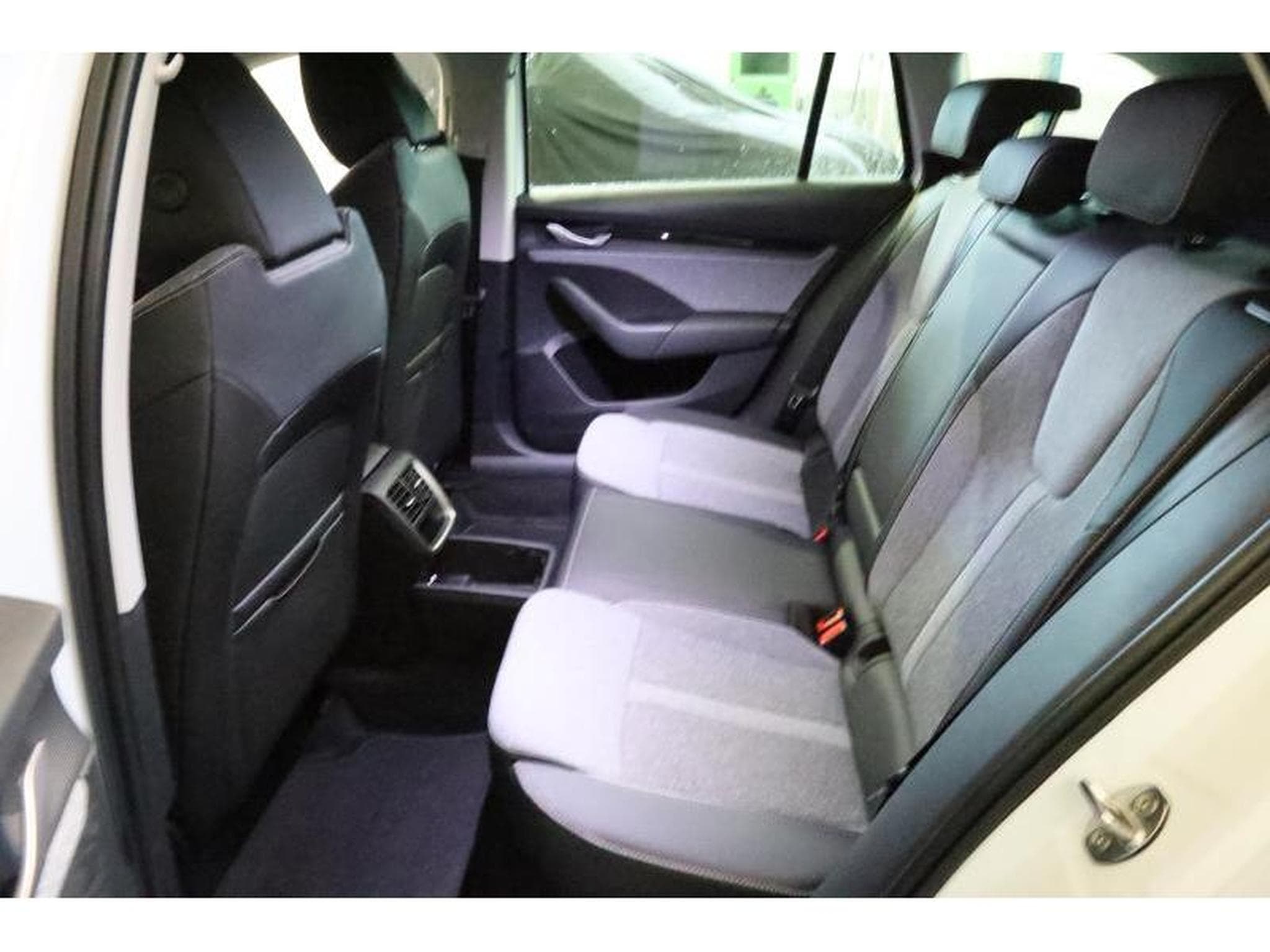 Skoda Octavia Selection (2025) - Photo 11