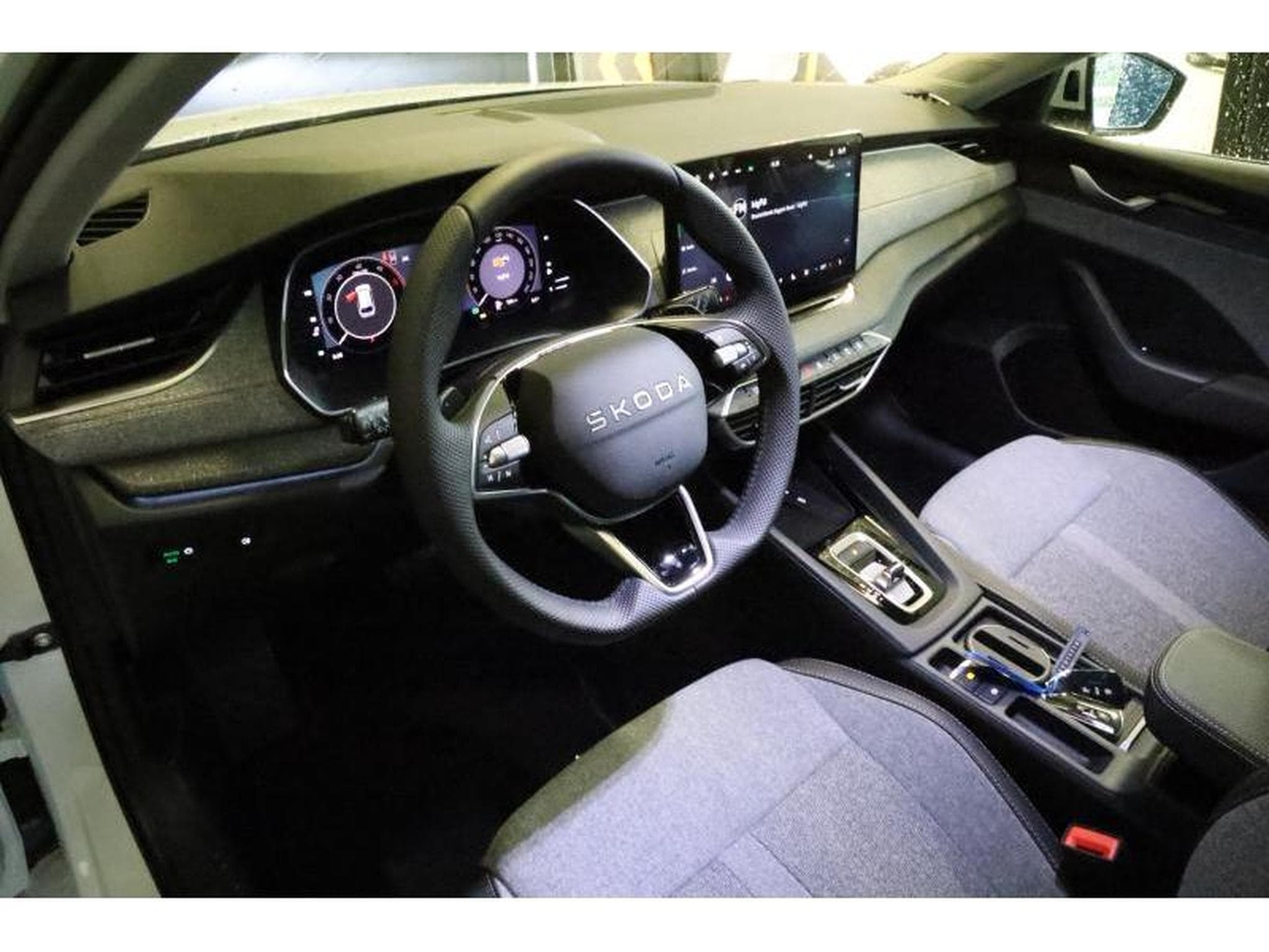 Skoda Octavia Selection (2025) - Photo 21