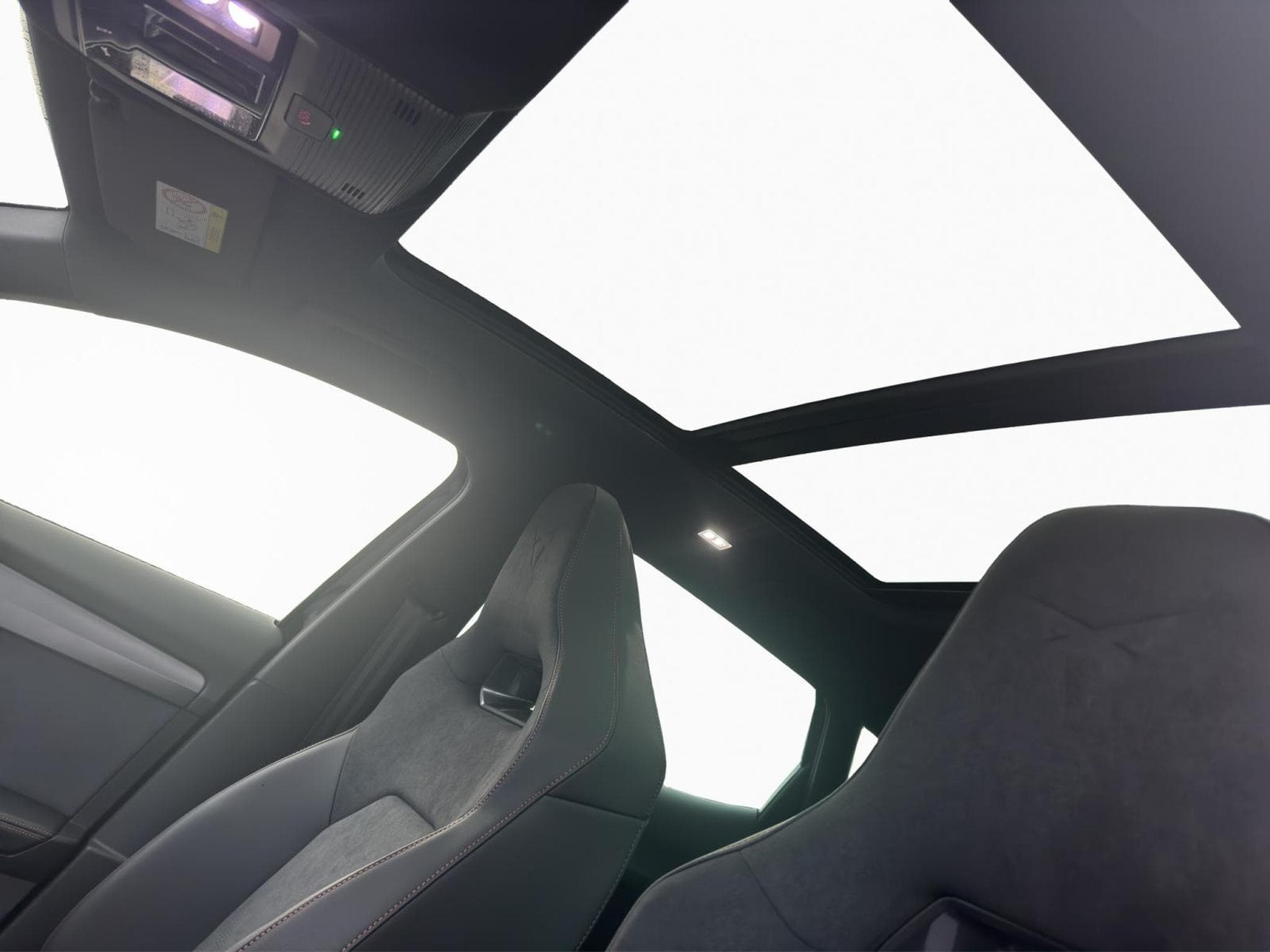 Cupra Formentor VZ333 (2025) - Photo 14
