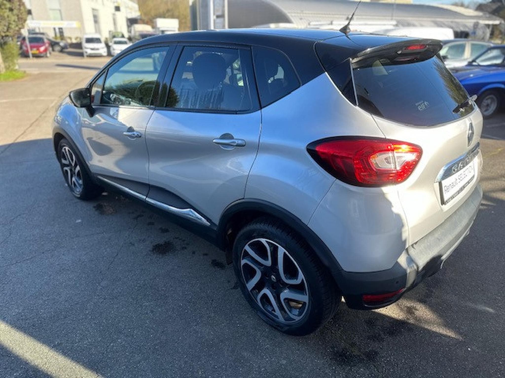 Renault Captur INTENS Energy dCi 90 (2014) - Photo 3