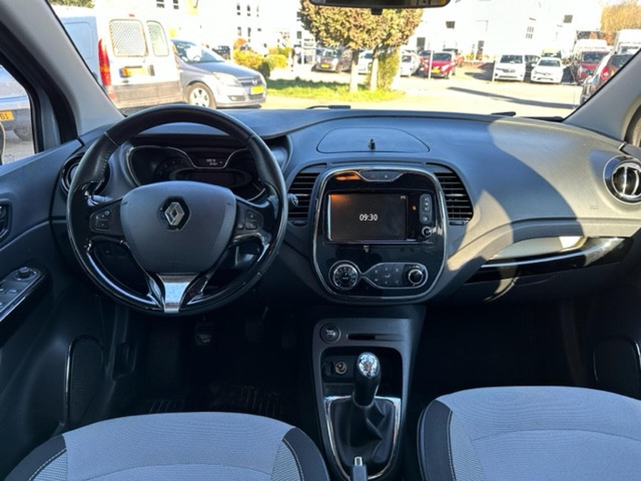 Renault Captur INTENS Energy dCi 90 (2014) - Photo 5