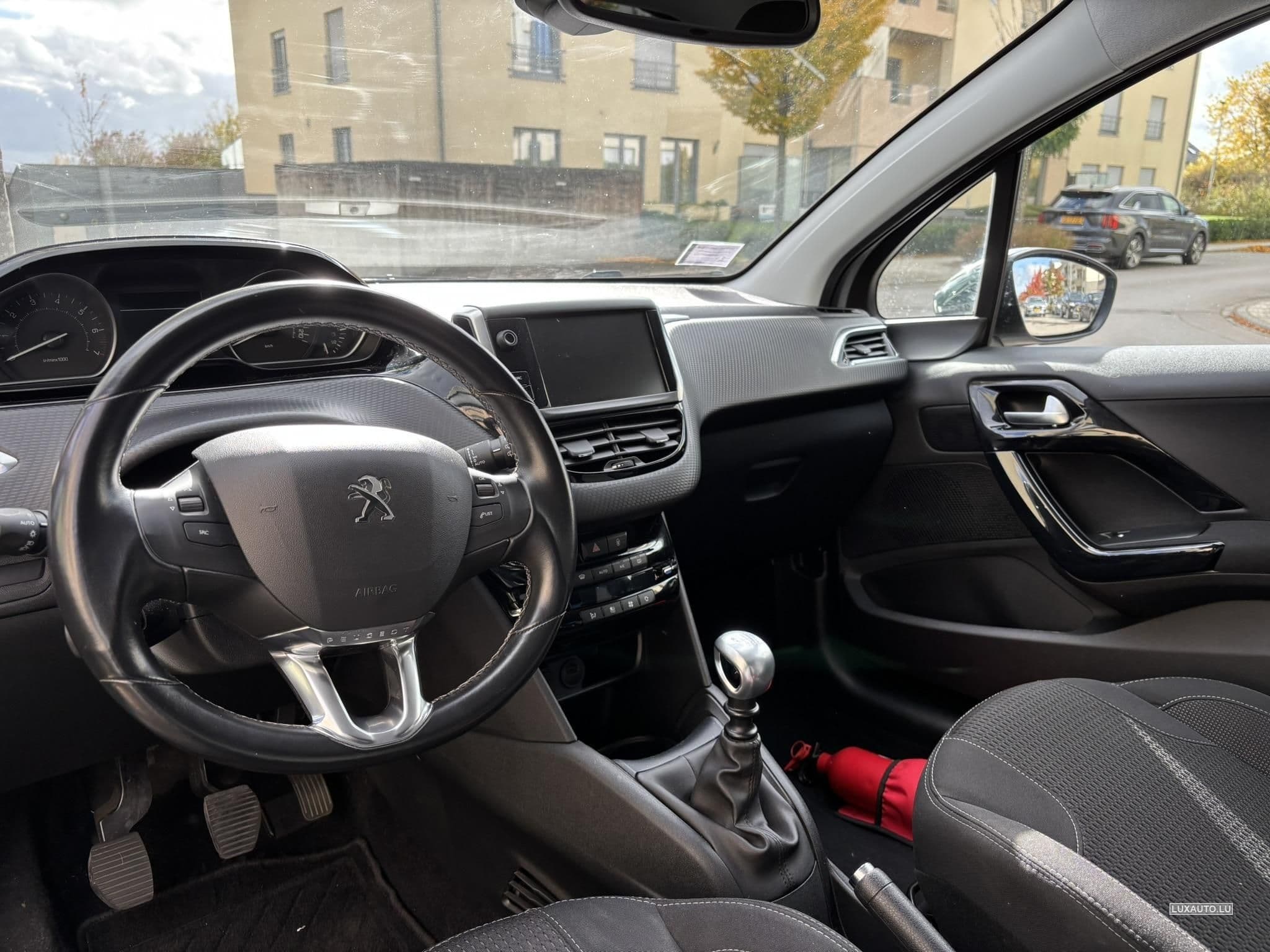 Peugeot 208 Pack Allure (2018) - Photo 4